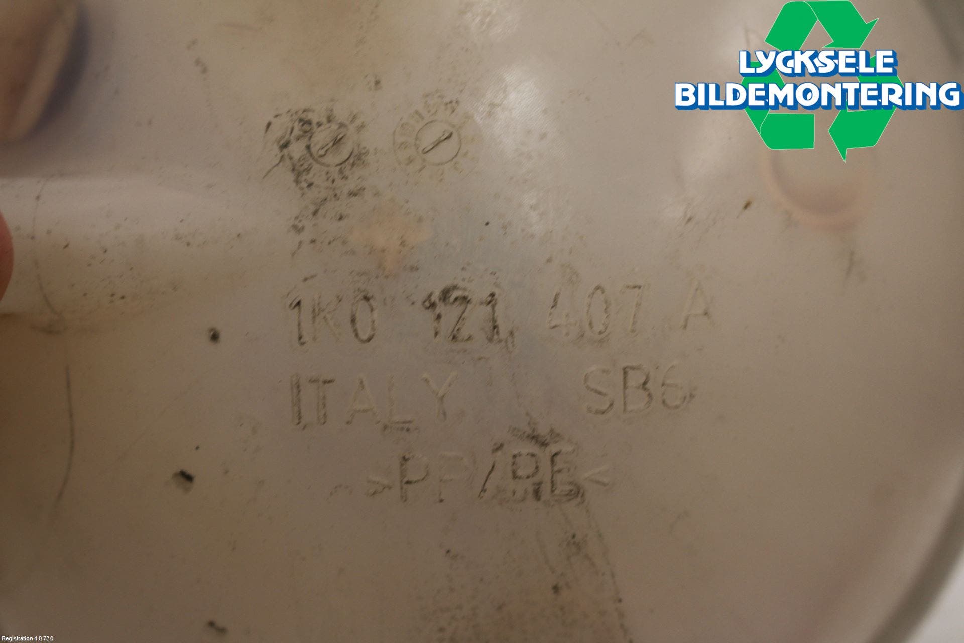 Volkswagen VW TOURAN 10-15 Expansionstank