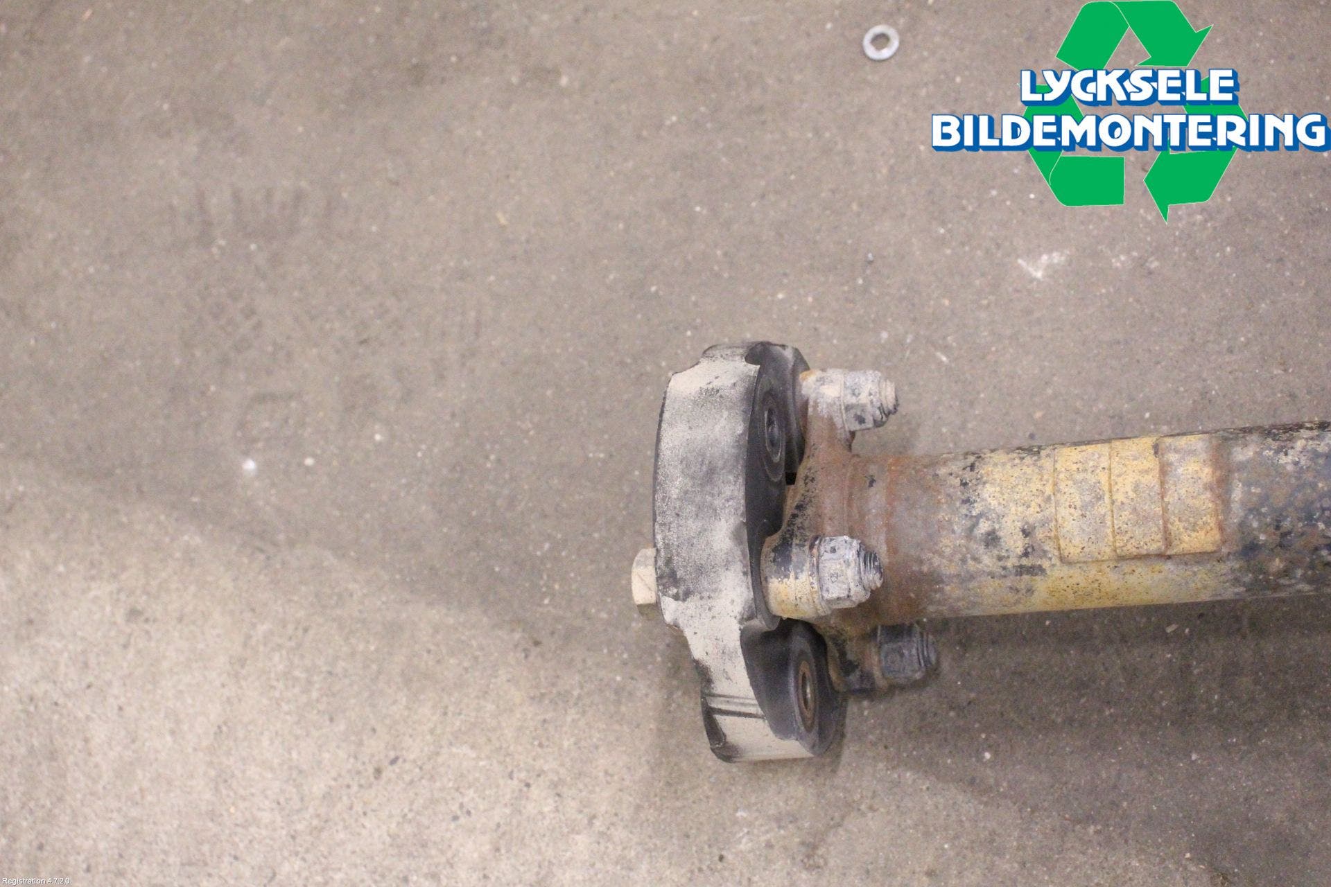 Volvo 940 91-98 Mellanaxel Komp