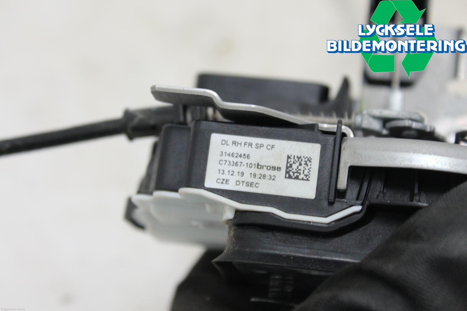 Volvo V60 19- Låskista-Dörrlås