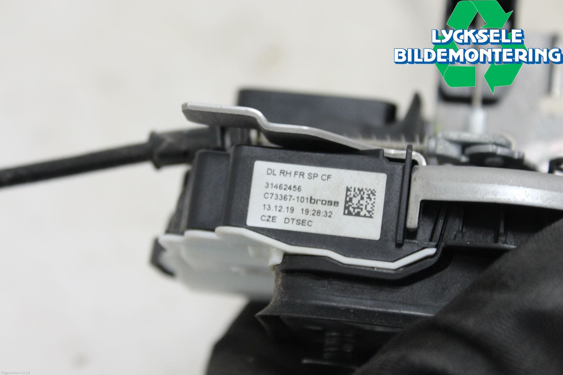 Volvo V60 19- Låskista-Dörrlås