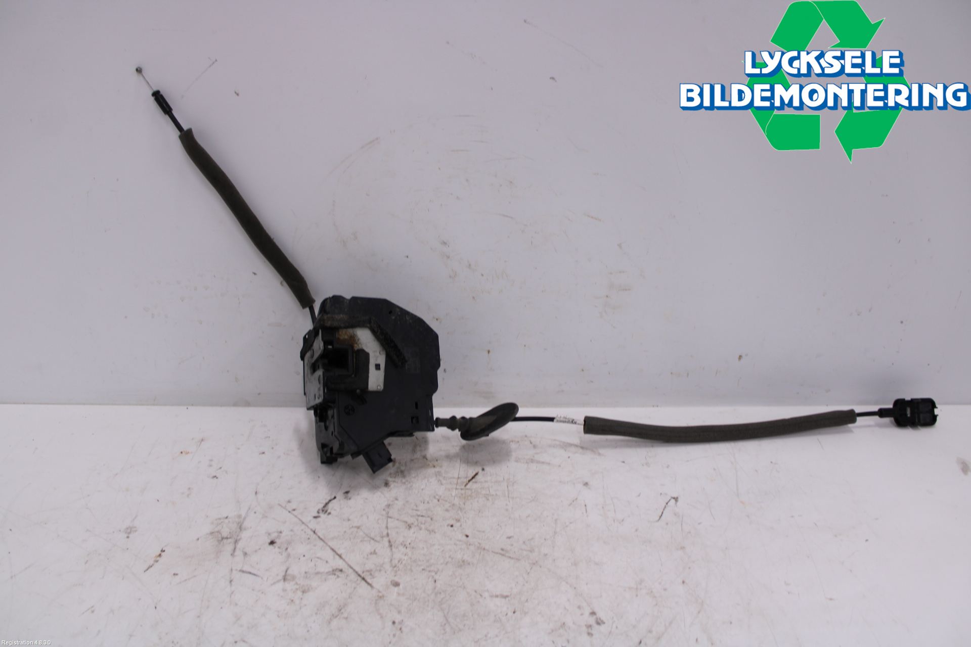 Renault CLIO IV 12-16 Låskista-Dörrlås