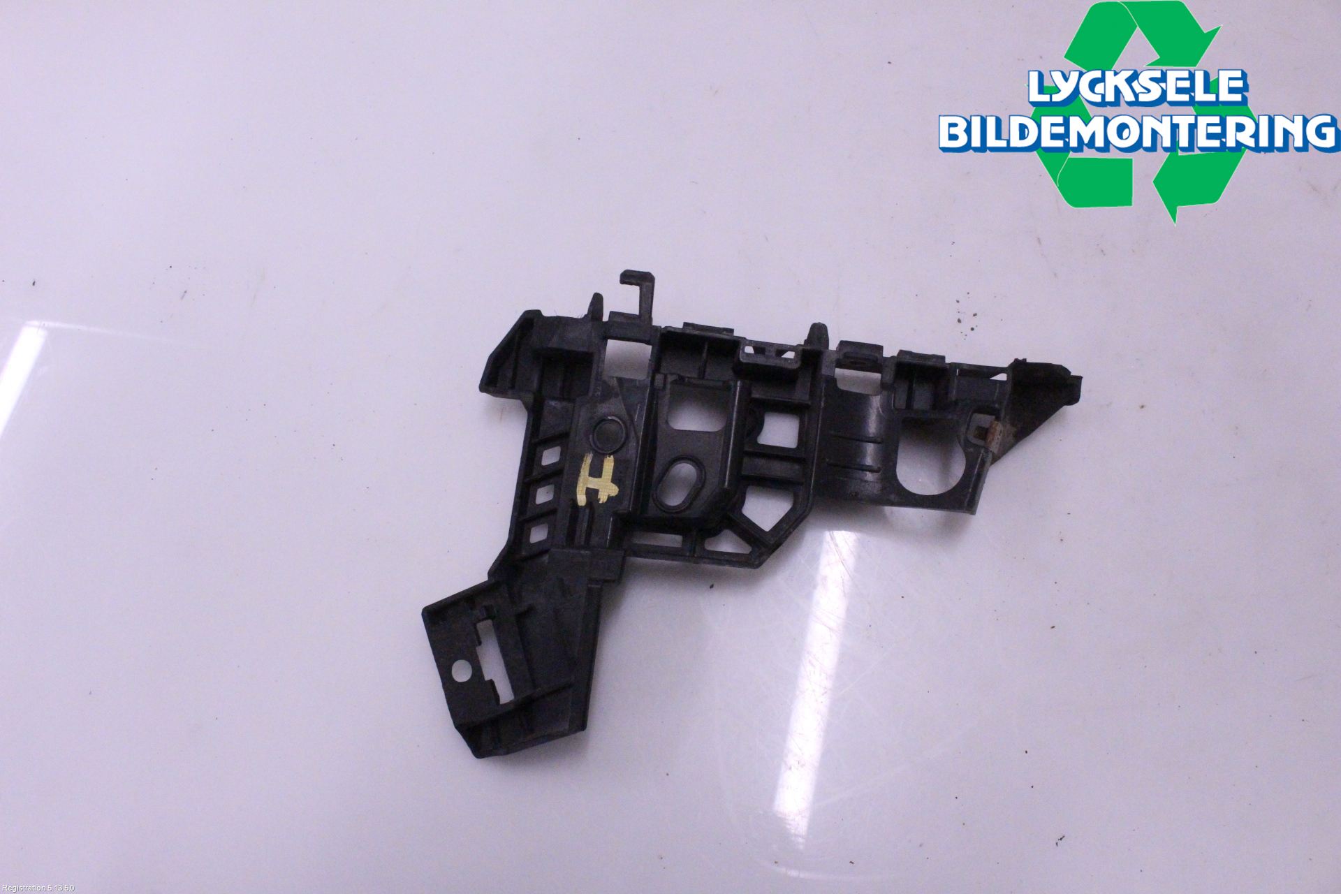 Opel ASTRA K 16-22 Stötfångarfäste Fram Hö