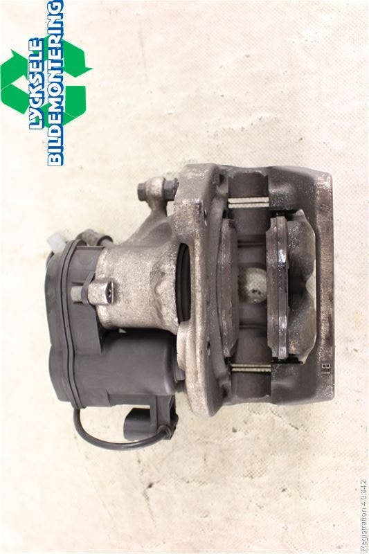 BMW 6 F12/F13 10-18 Bromsok Bak Höger