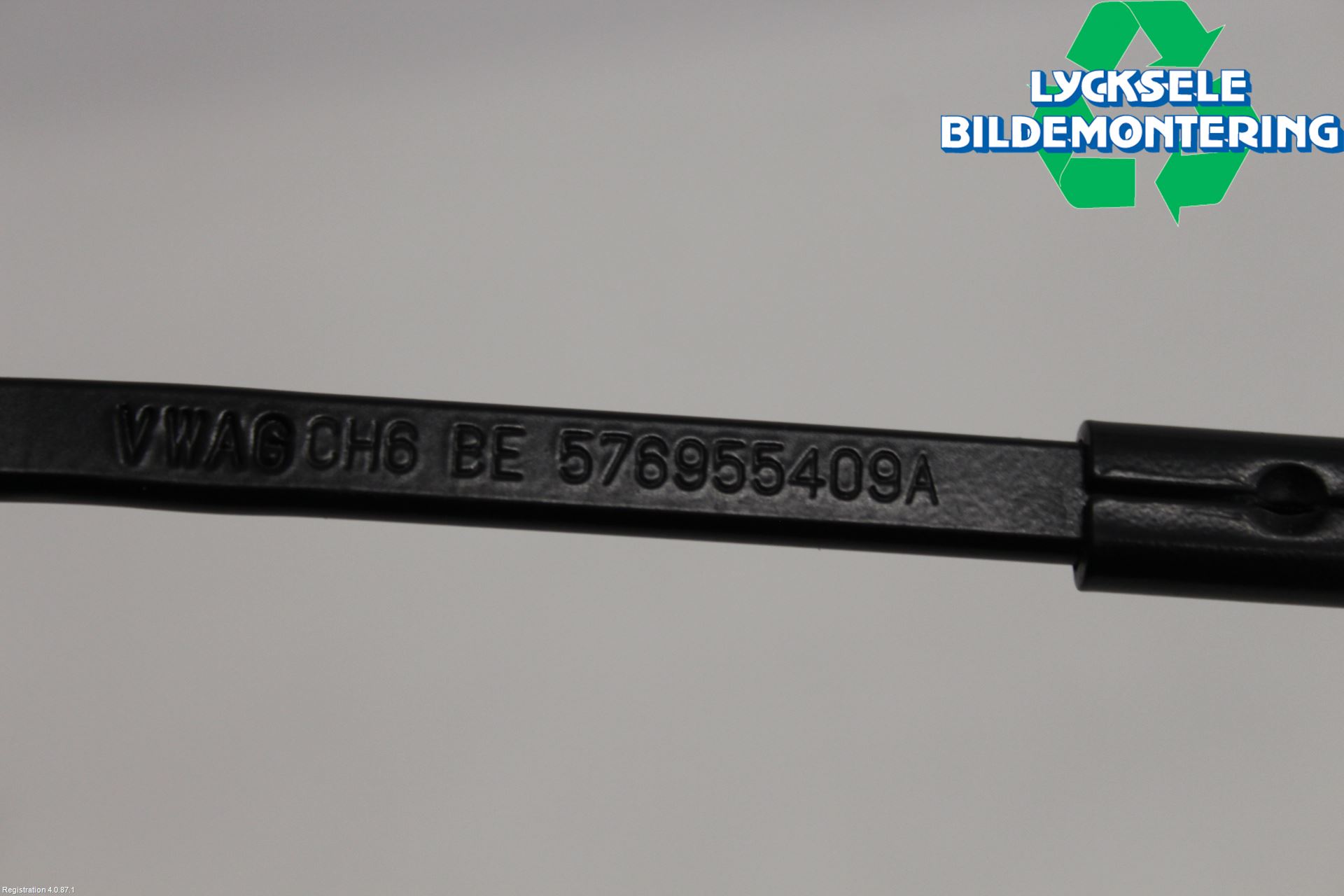 Seat ATECA 16->> Torkararm Armar Vindruta