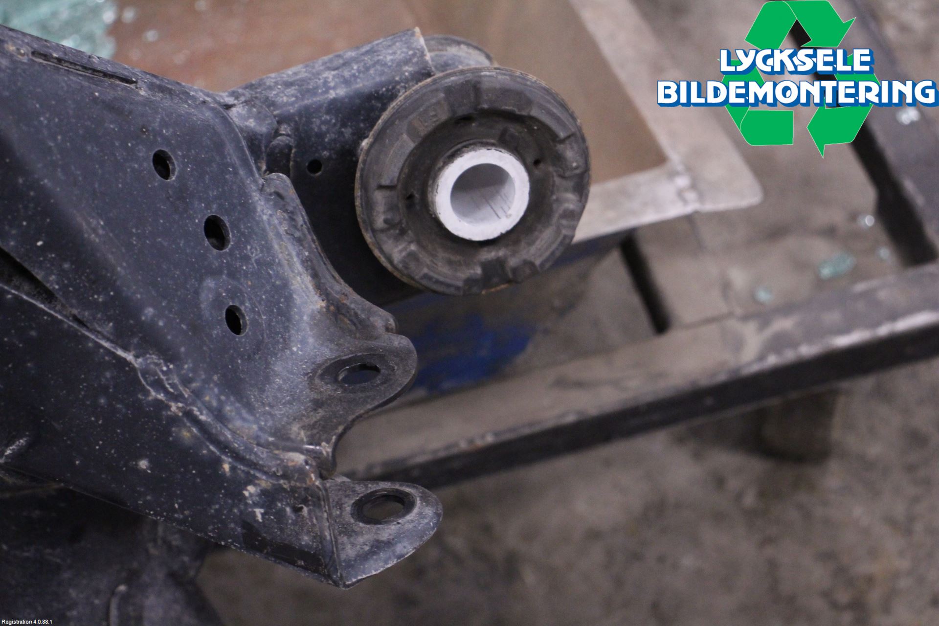 Toyota RAV4 19- Bakaxelbalk