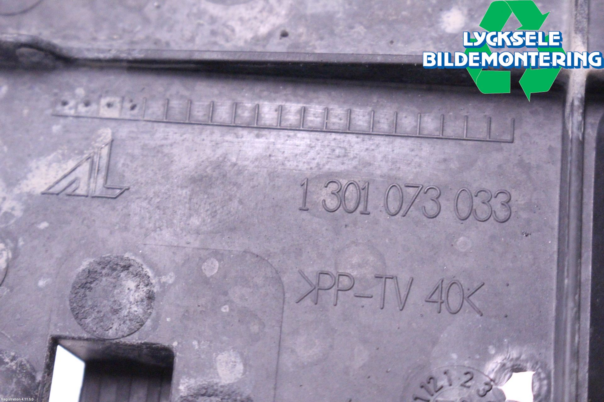 Audi A4/S4 08-11 Strålkast Fästsarg