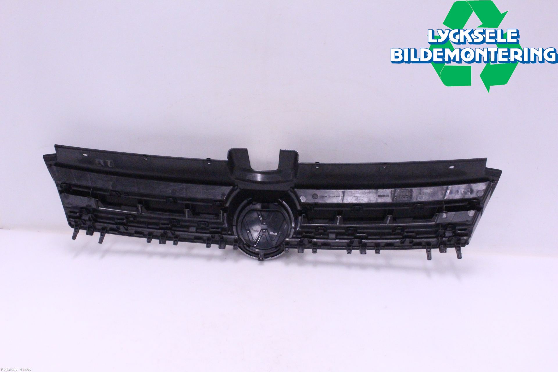 Volkswagen VW GOLF / E-GOLF VII 13-20 Grill Komp