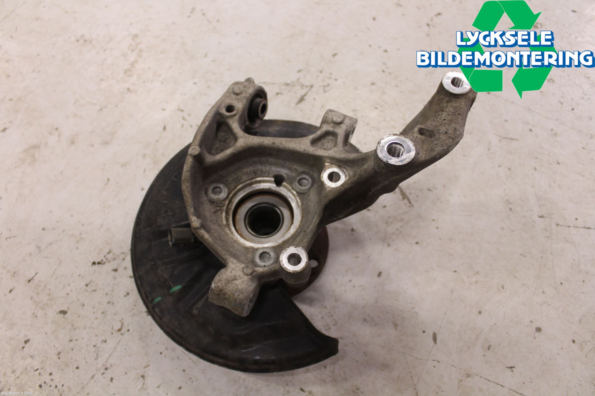 Seat LEON 13-20 Hjullagerhus-Spindel Hö B