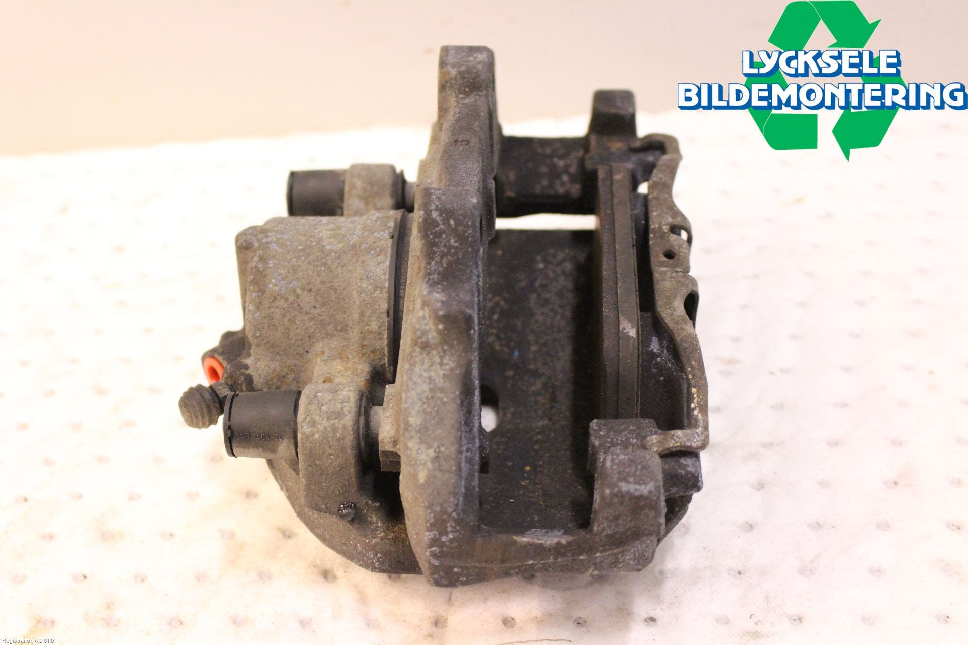 Ford KUGA 13-16 Bromsok Fram Vänster