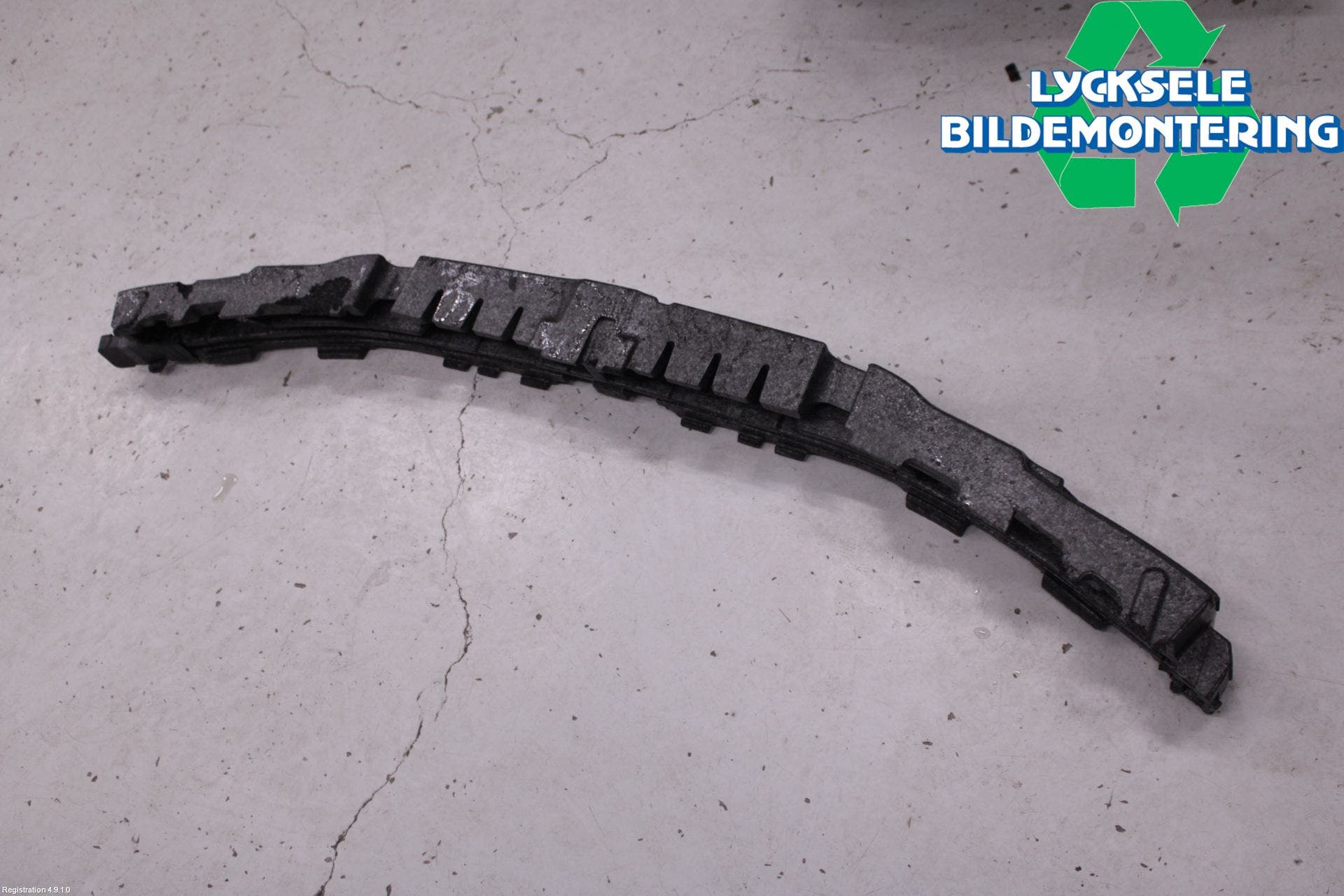 BMW 5 F10/F11/F18 09-17 Stötfångar Deformelement Fram