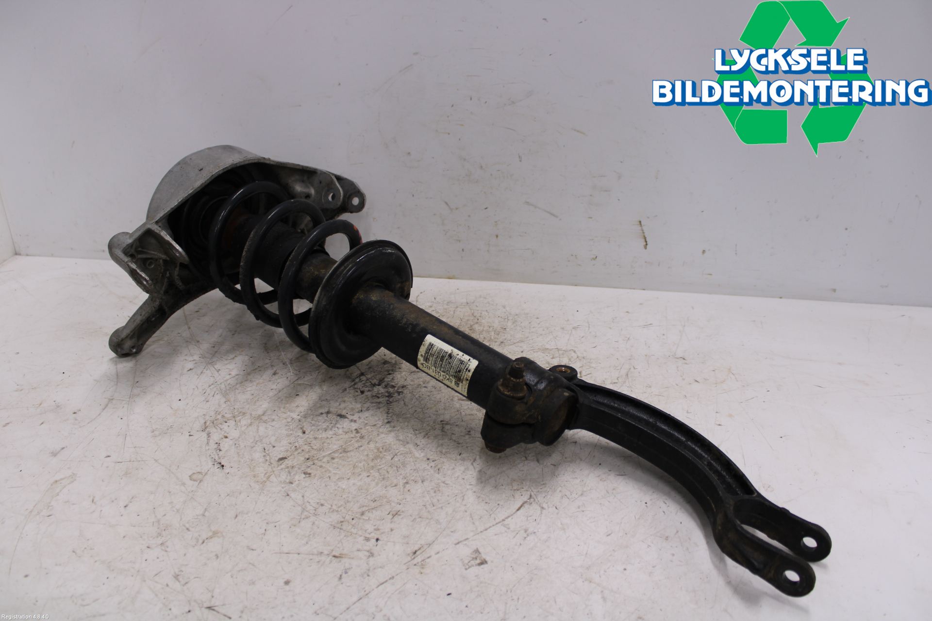 Audi A4 ALLROAD 09-16 Fjäderben Fram Vänster