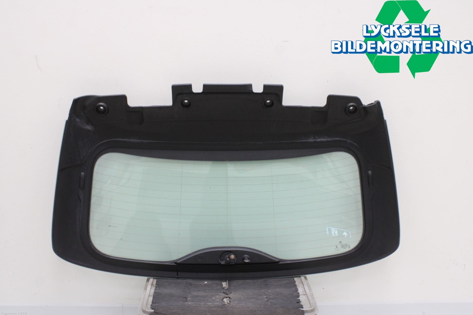BMW 3 F30/F31/F80 12-19 Bakruta