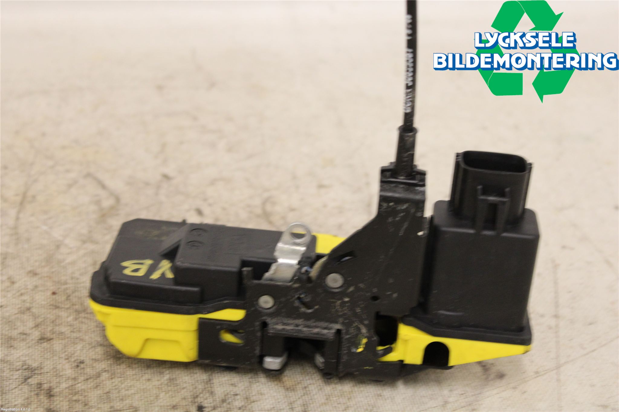 Volvo XC70 05-07 Låskista-Dörrlås