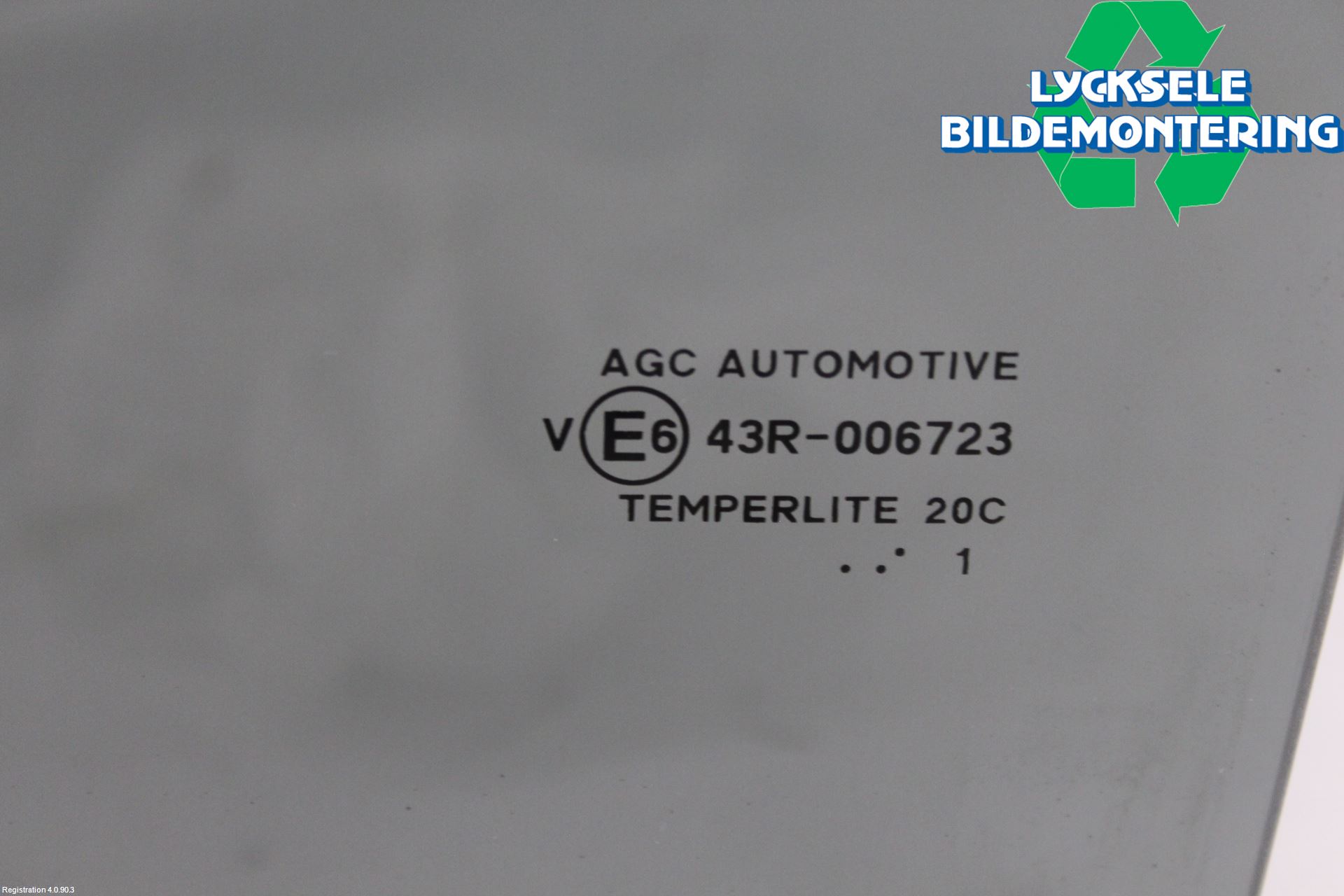 Toyota COROLLA 19- Dörruta Bak Vänster