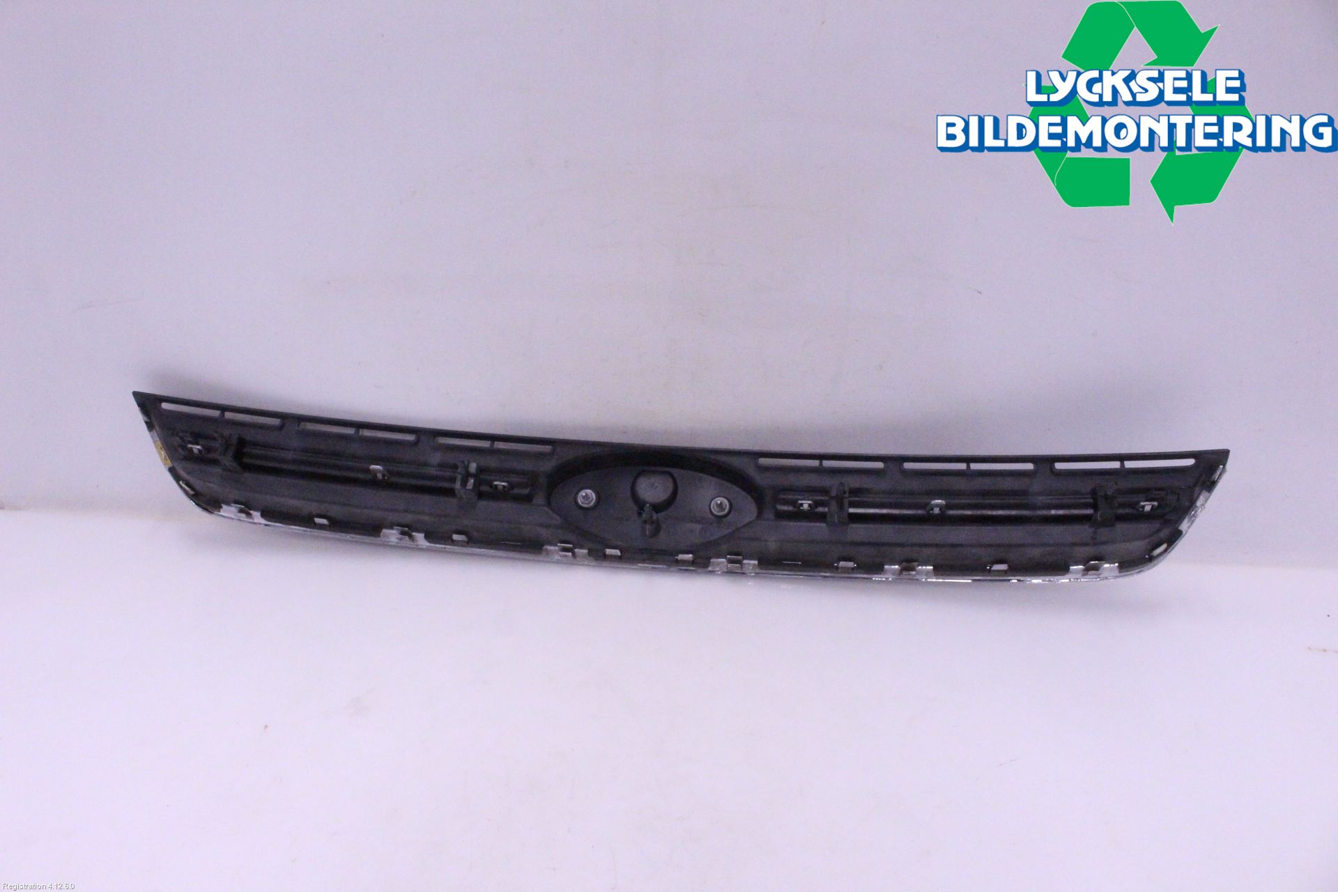 Ford KUGA 13-16 Grill Komp