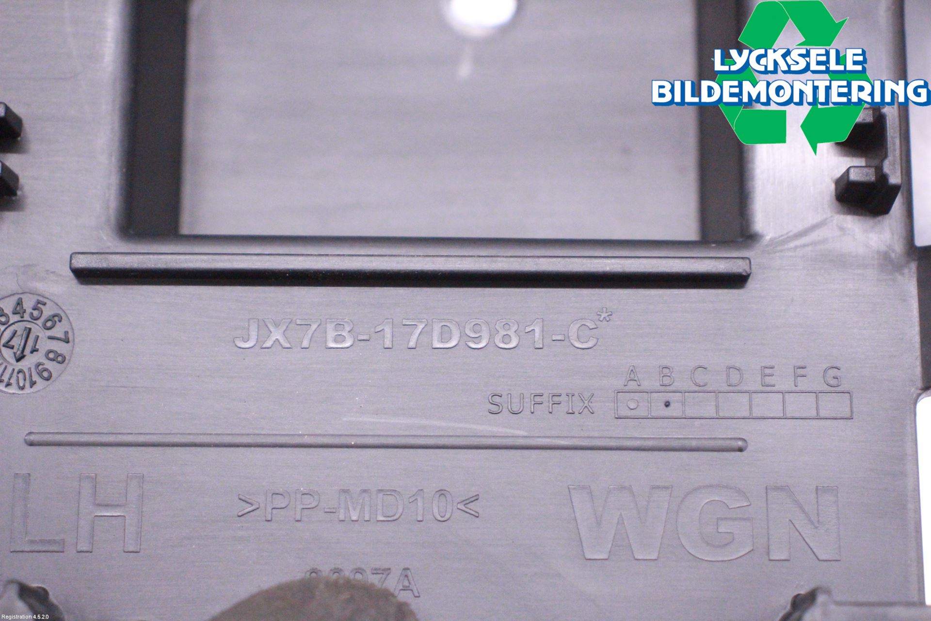 Ford FOCUS 19- Stötfångarfäste Bak Vä