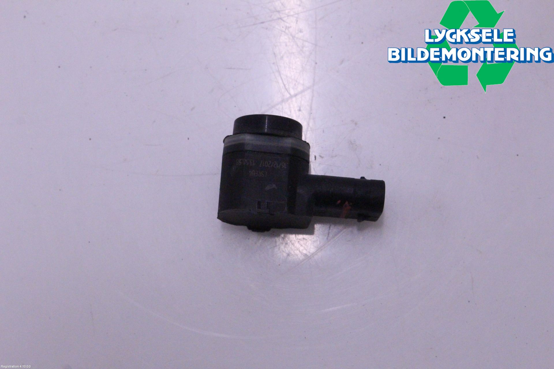 Volvo V60 CROSS COUNTRY 16-18 Parkeringshjälp Frontsensor