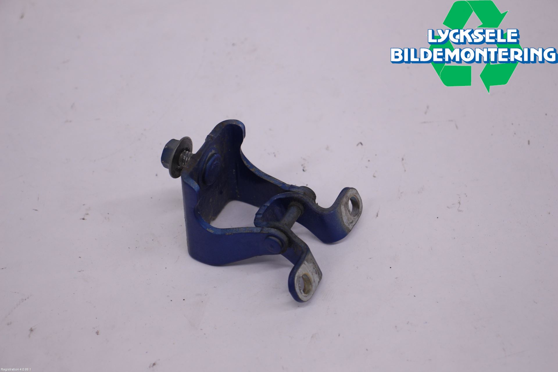 Volkswagen VW GOLF VI 09-13 Bakluckegångjärn Vä