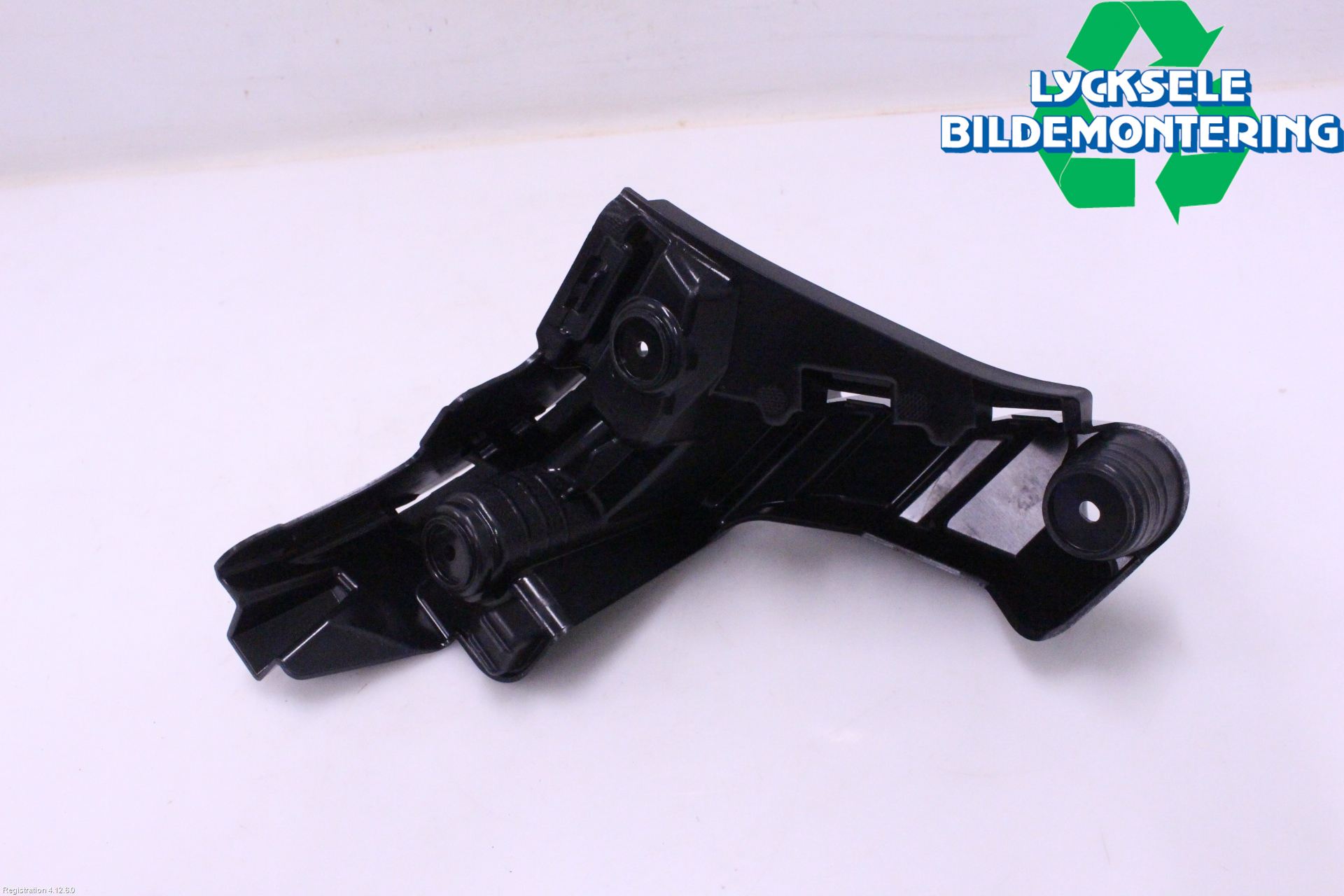 Cupra FORMENTOR 21- Stötfångarfäste Bak Hö