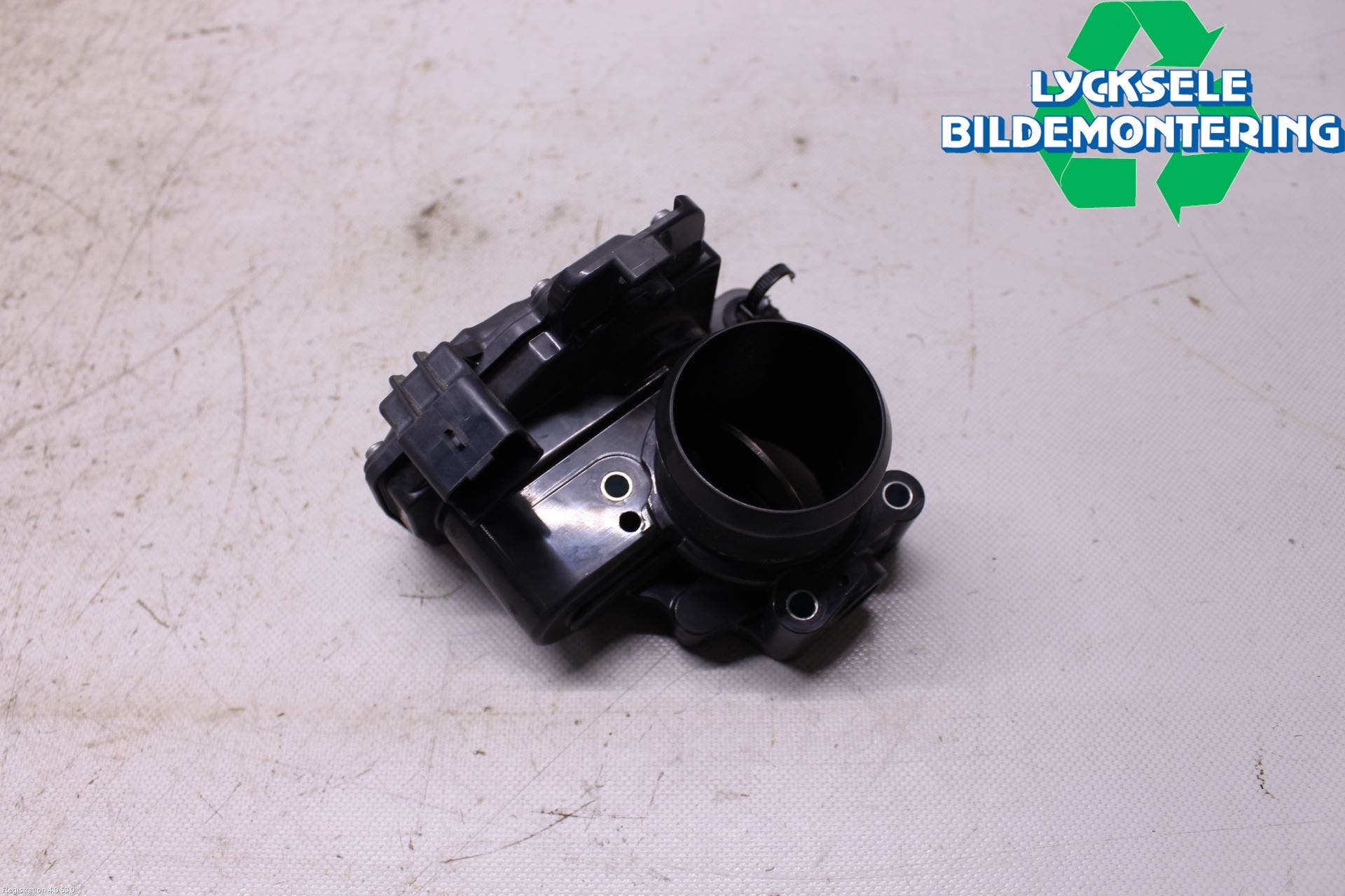 Ford KUGA 13-16 Injspjällhus