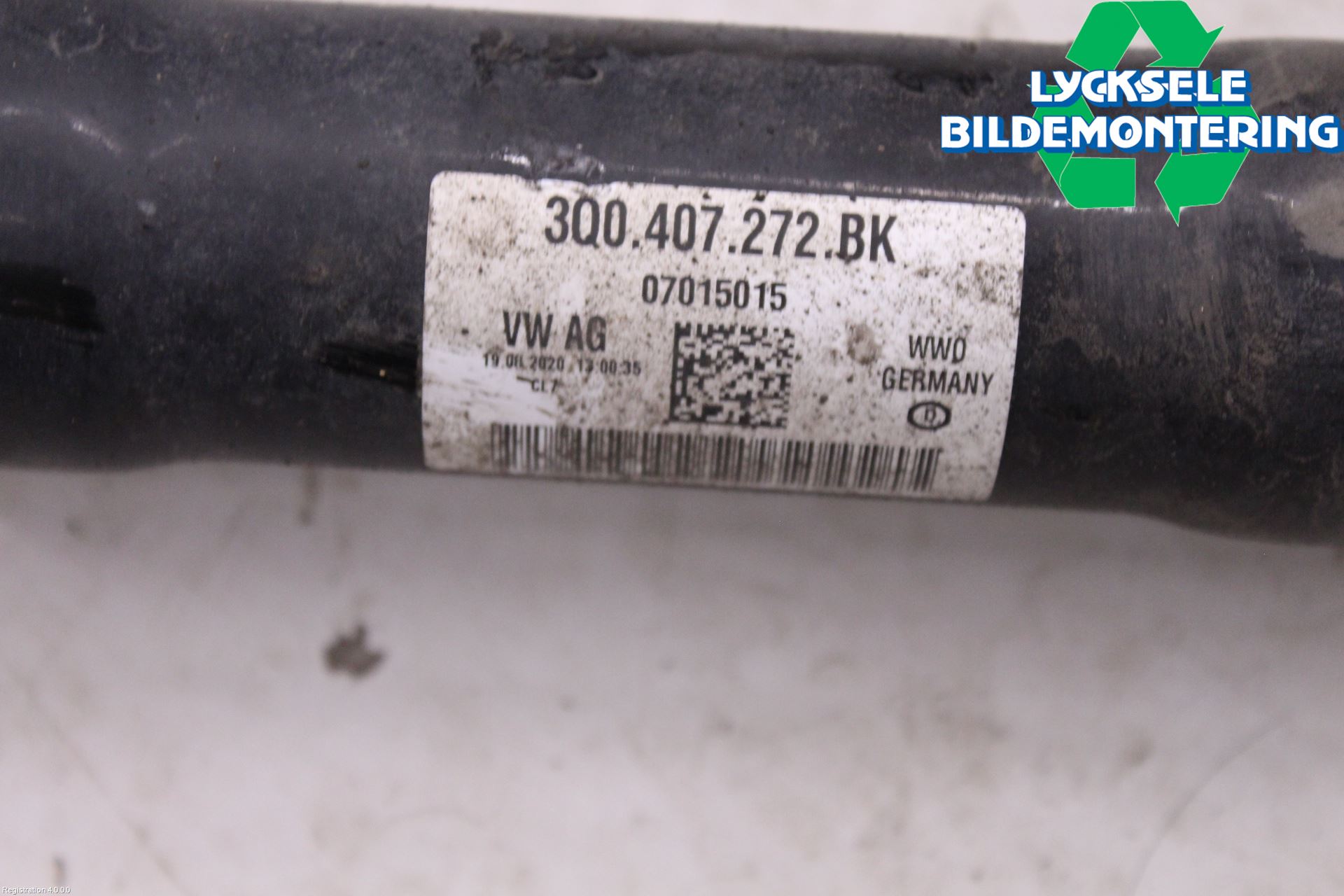 Volkswagen VW PASSAT 20-24 Drivaxel Fram Höger