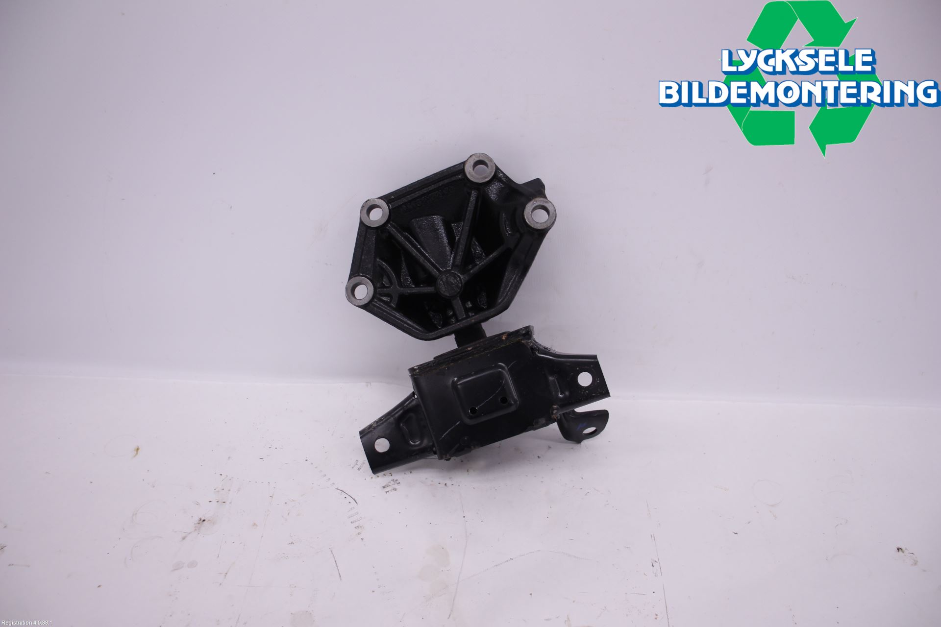 Hyundai i20 BC 21- Motorfäste