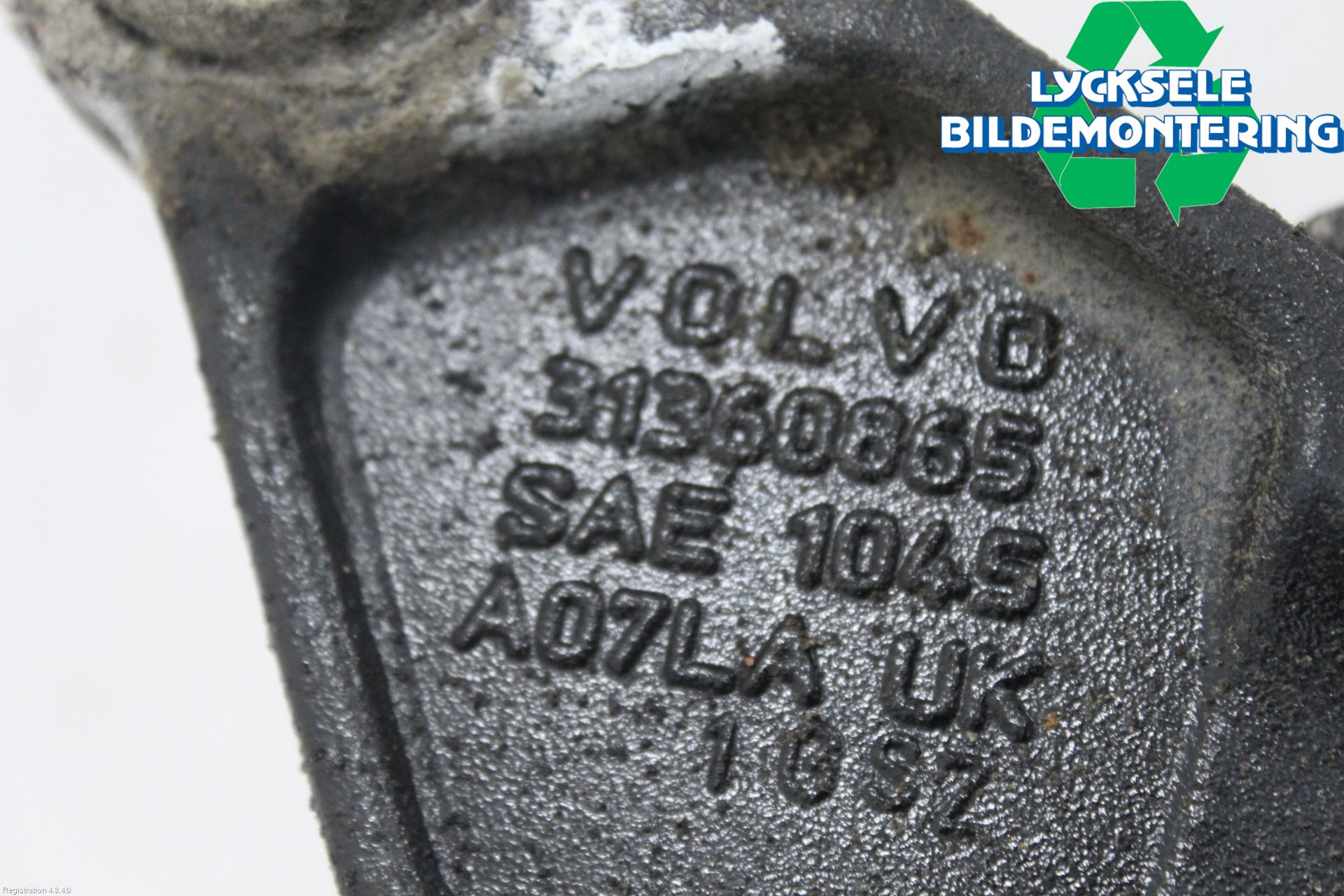 Volvo V90 17->> Bärarm Bak Övre Vänster