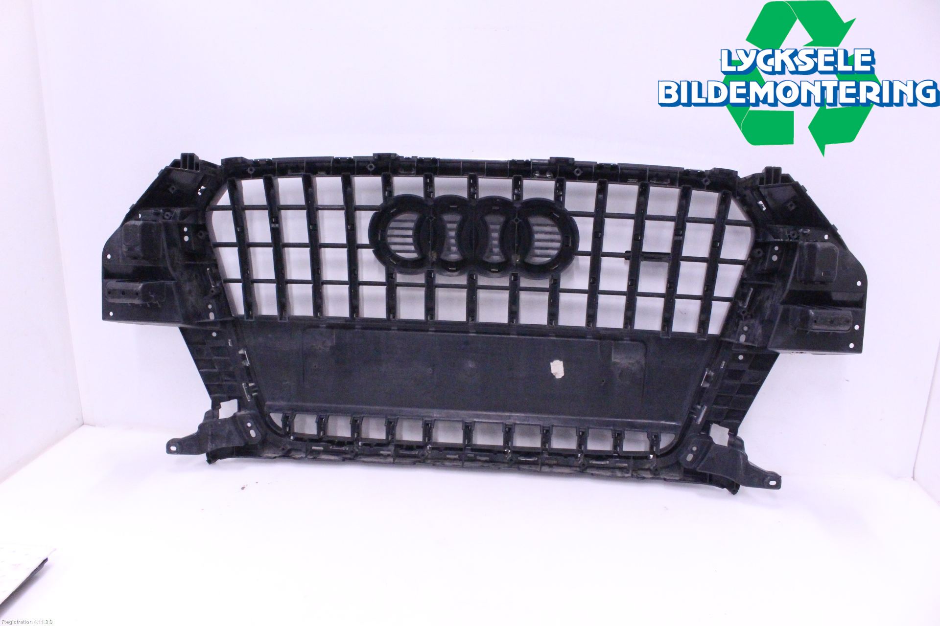 Audi Q3 8U 12-18 Grill Komp