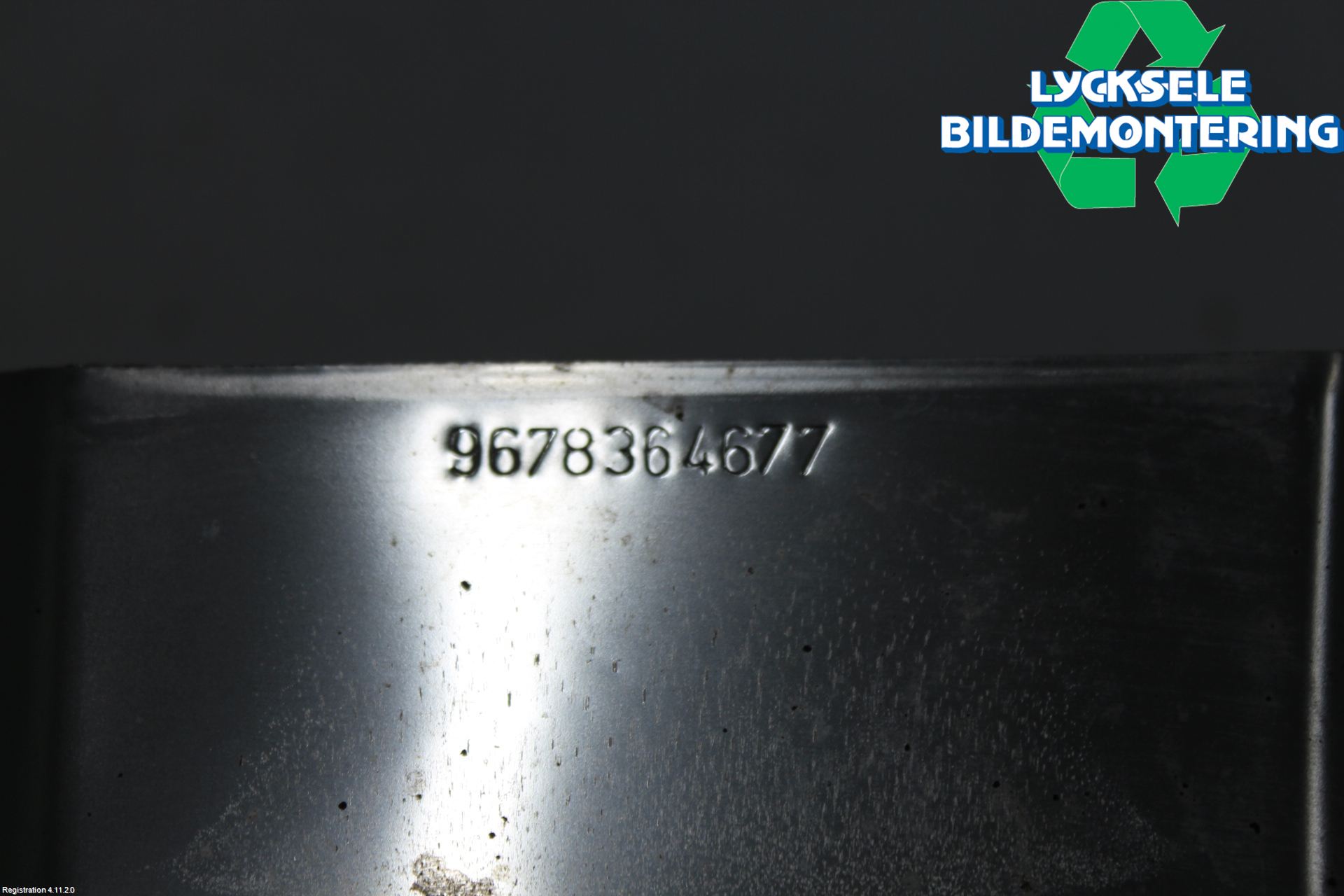 Peugeot 2008 13-20 Stötfångardel Fram Mitt