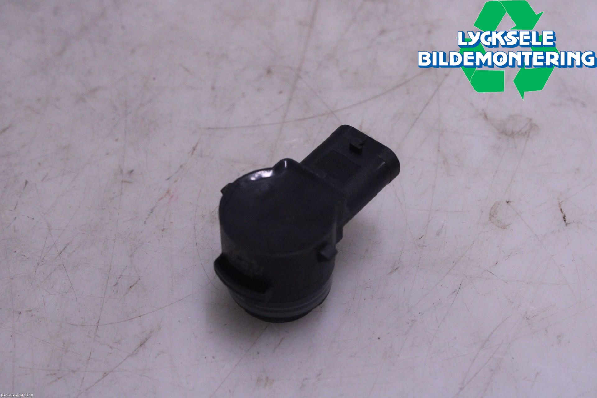 Volkswagen VW PASSAT 15-19 Parkeringshjälp Frontsensor