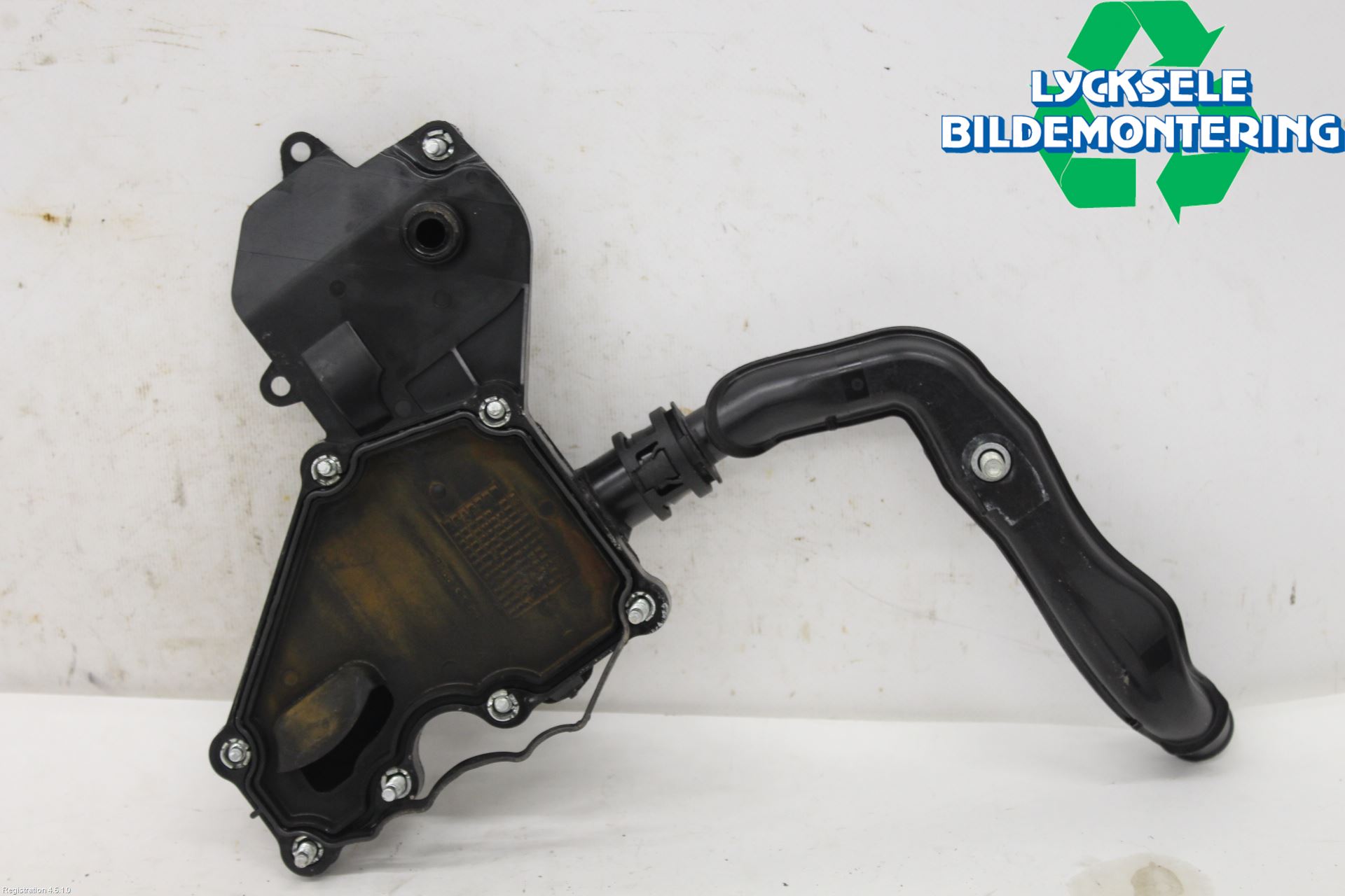 Ford KUGA 17-19 Oljefilterhållare