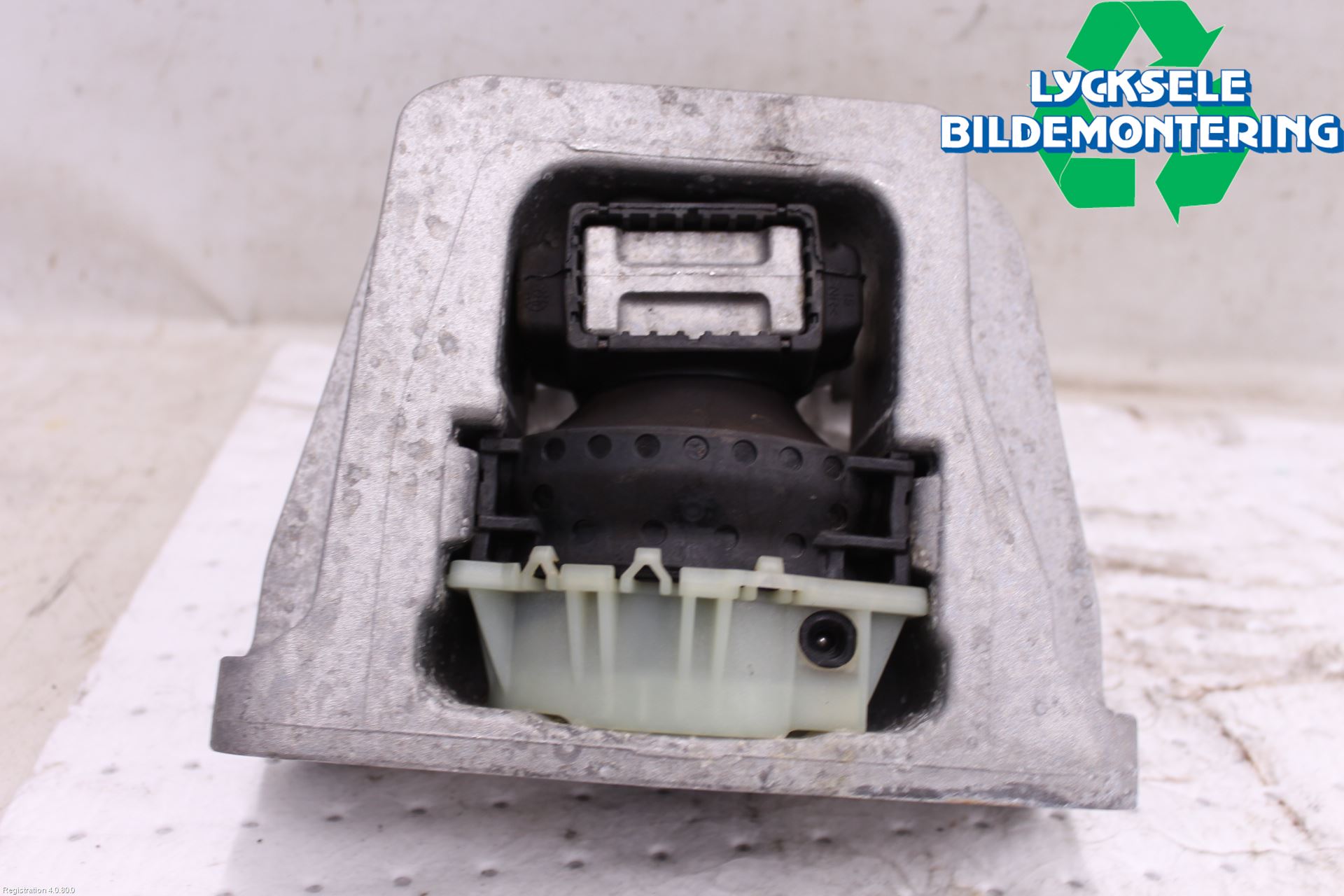 Ford TRANSIT/TOURNEO COURIER 13-23 Motorfäste