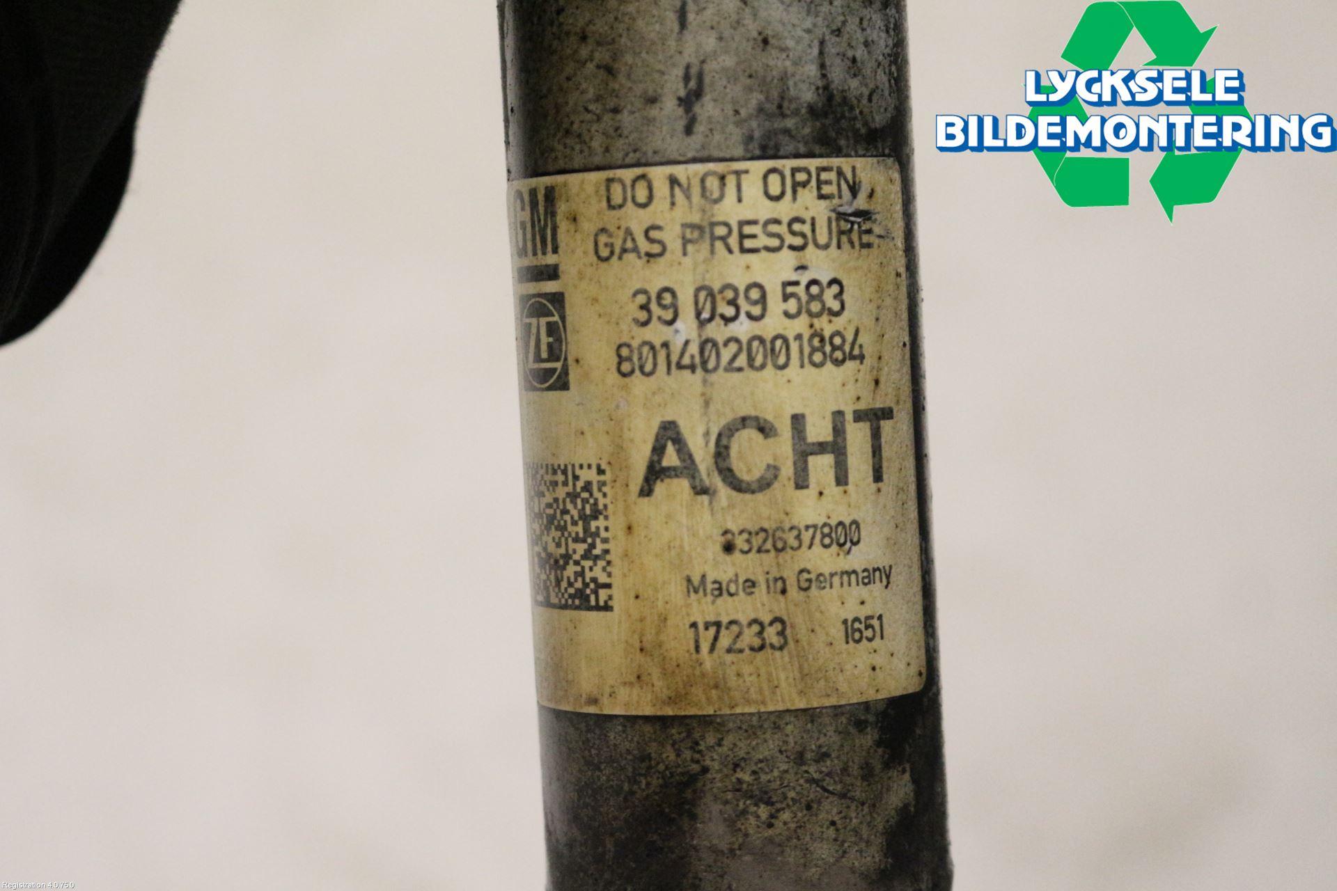 Opel ASTRA K 16-22 Stötdämpare Bak