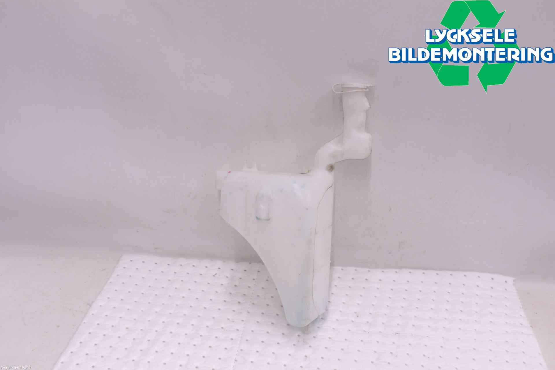 Mitsubishi OUTLANDER 13-21 Expansionstank