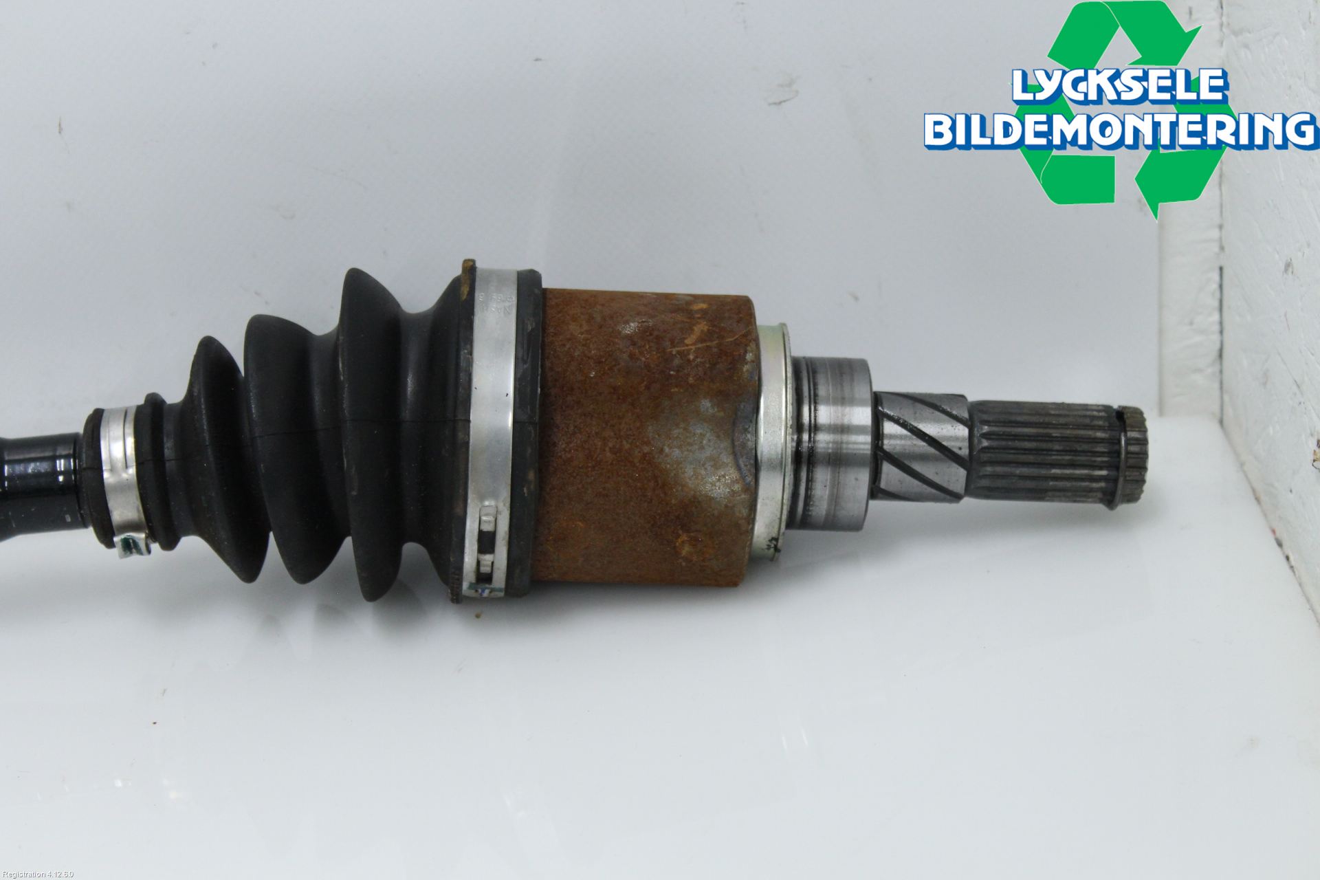 Nissan QASHQAI 21- Drivaxel Bak Höger