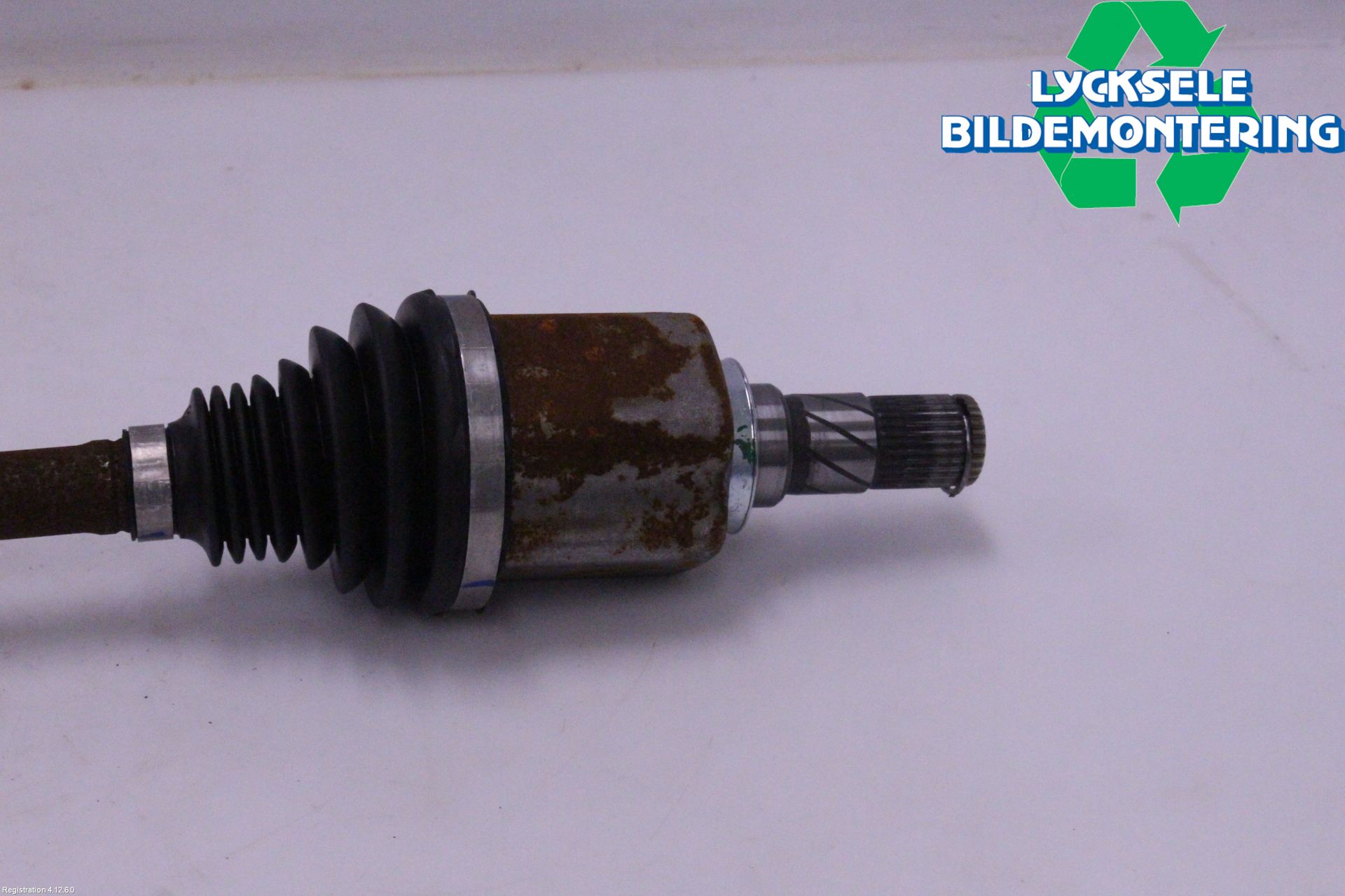 Nissan QASHQAI 21- Drivaxel Fram Vänster