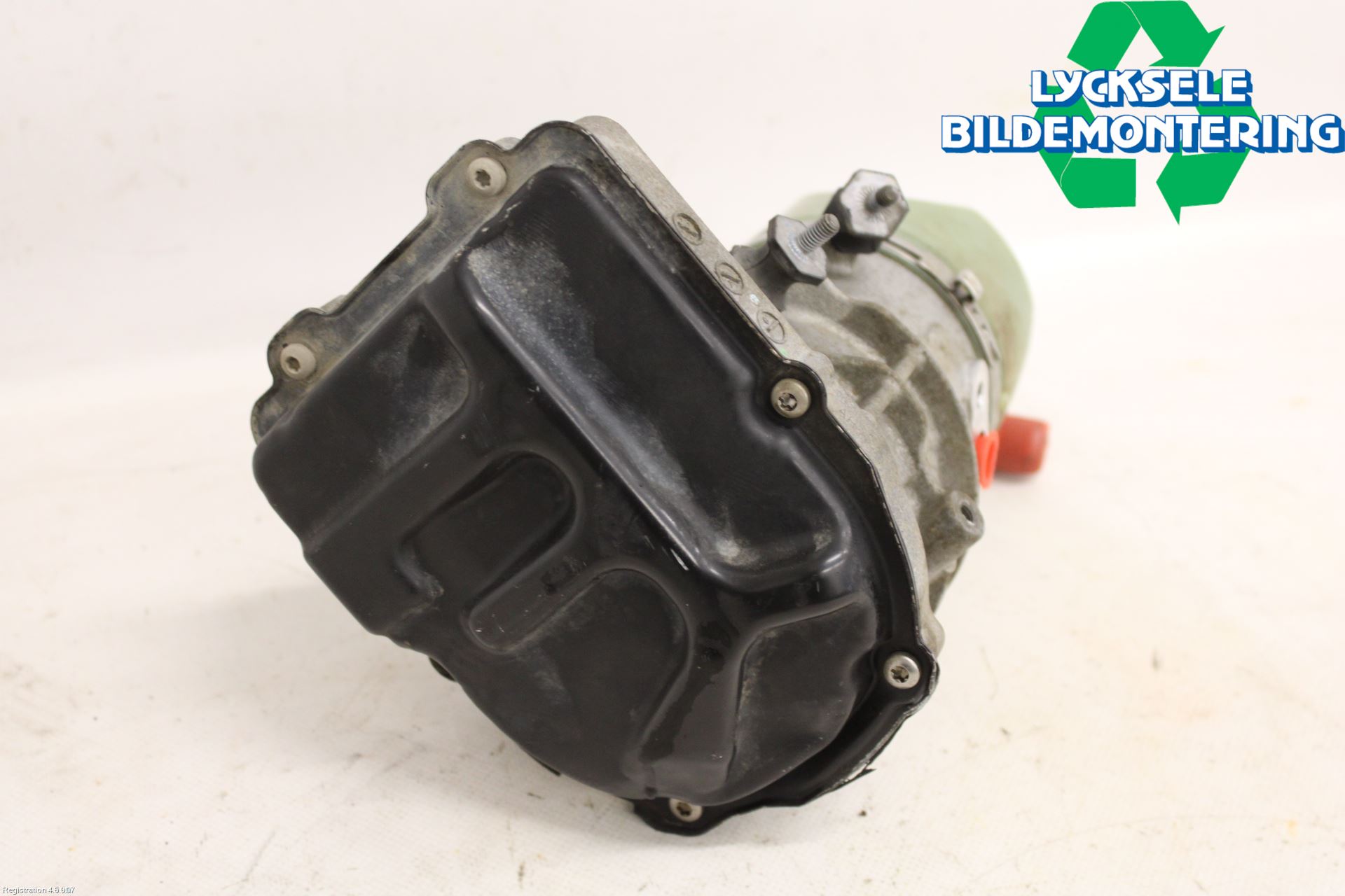 Volvo XC70 08-13 Styrservo Pump Elektrisk