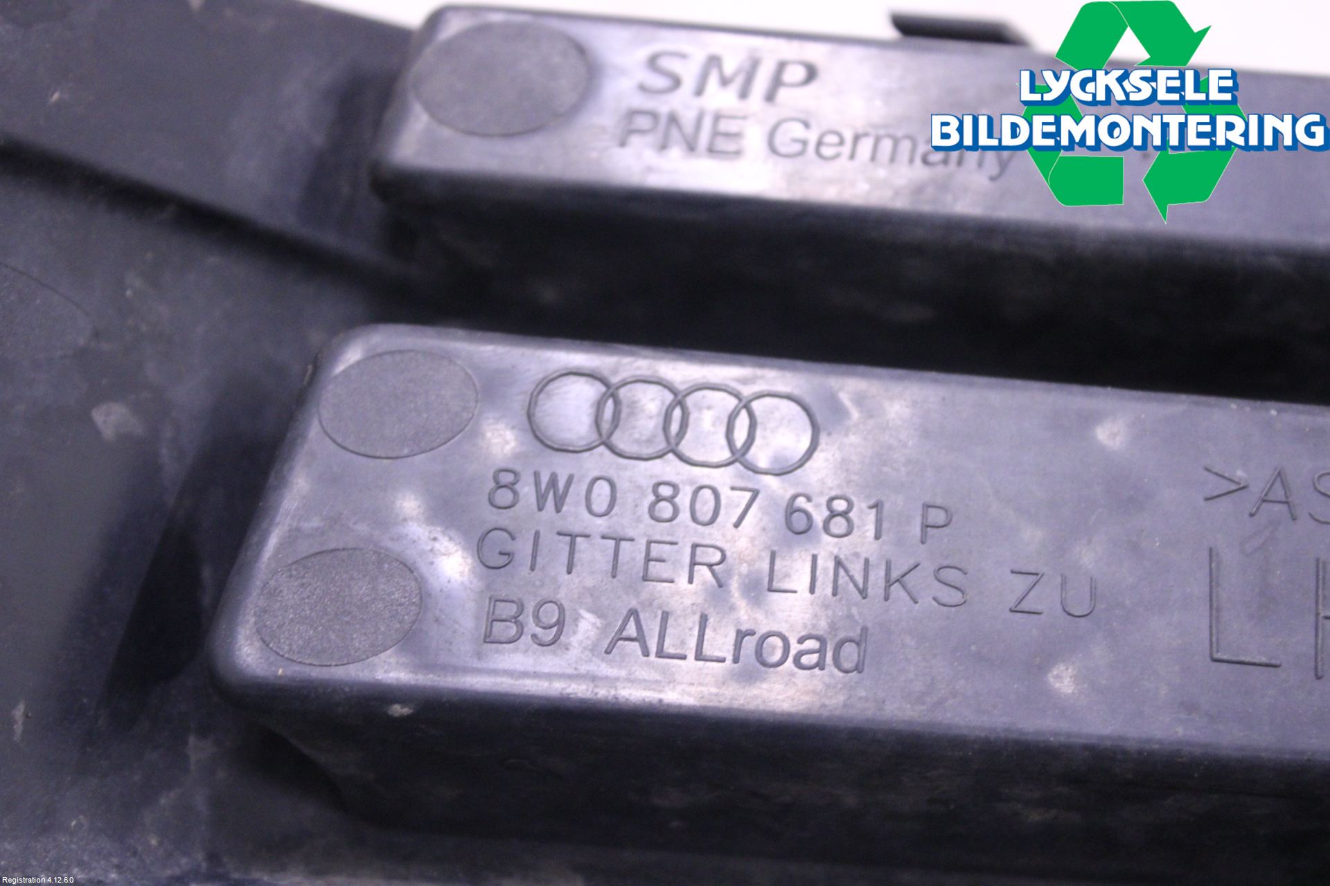 Audi A4 ALLROAD 17- Grilldel Vänster