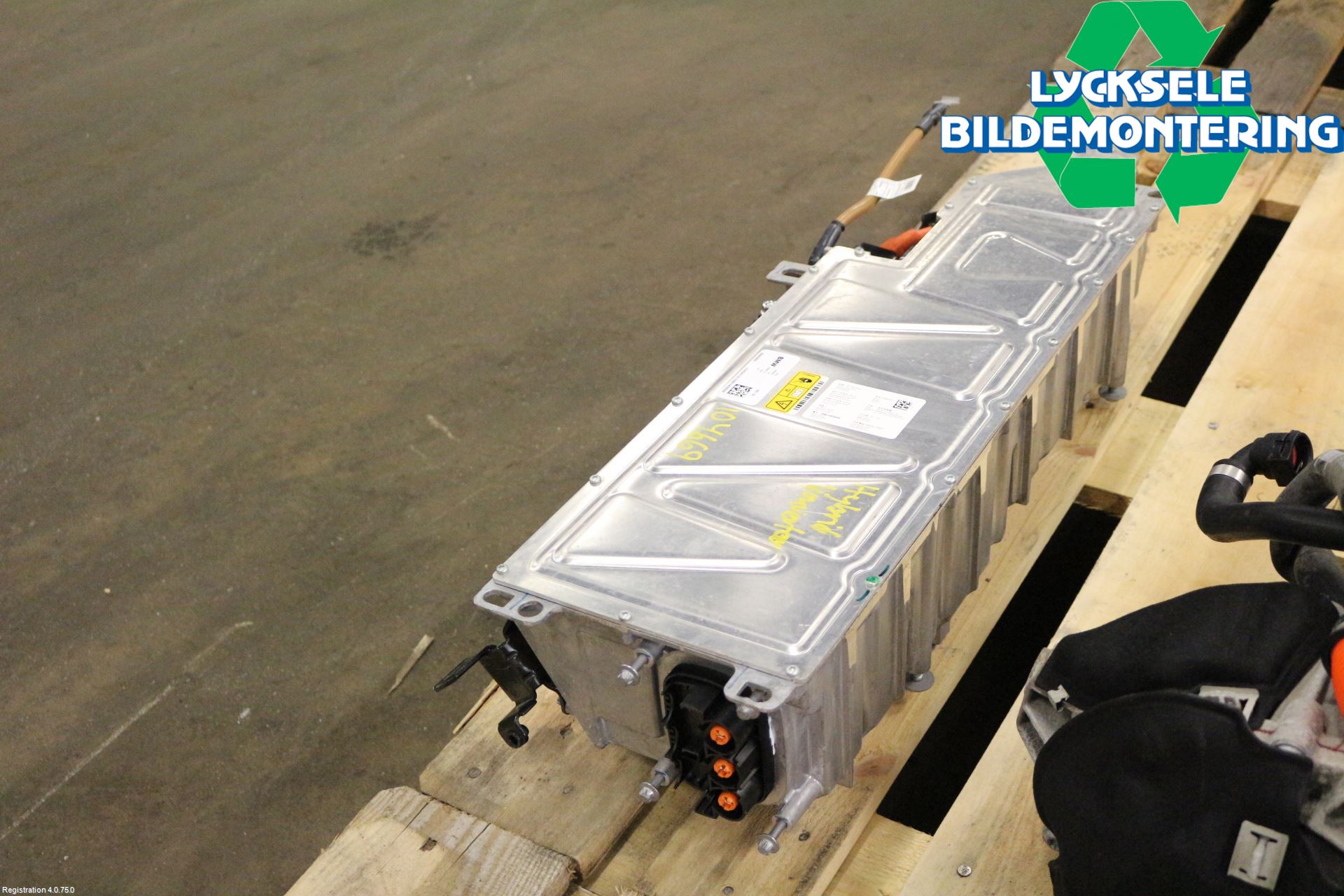 Mini COUNTRYMAN F60 17-23 Hybridconverter