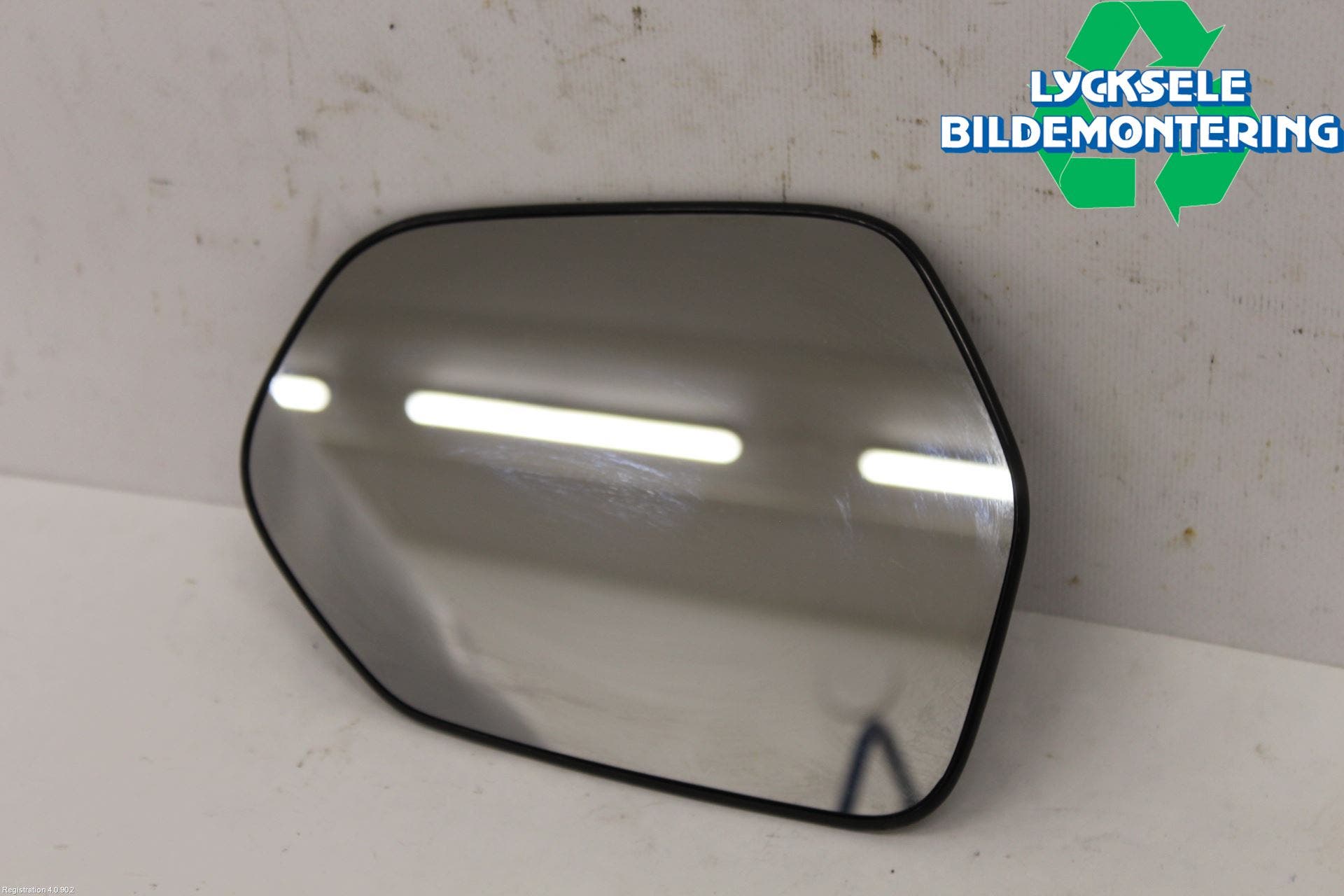 Toyota YARIS CROSS XP21 21- Spegelglas Hö