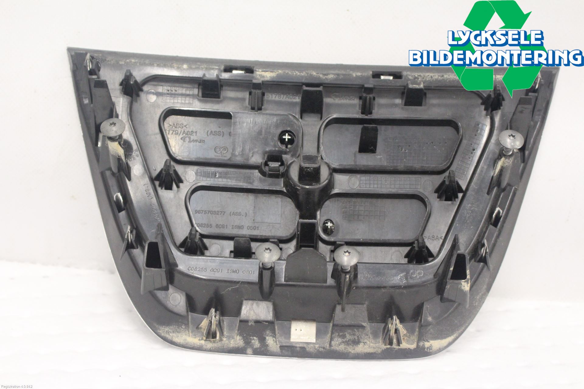 Peugeot 3008 09-16 Emblem