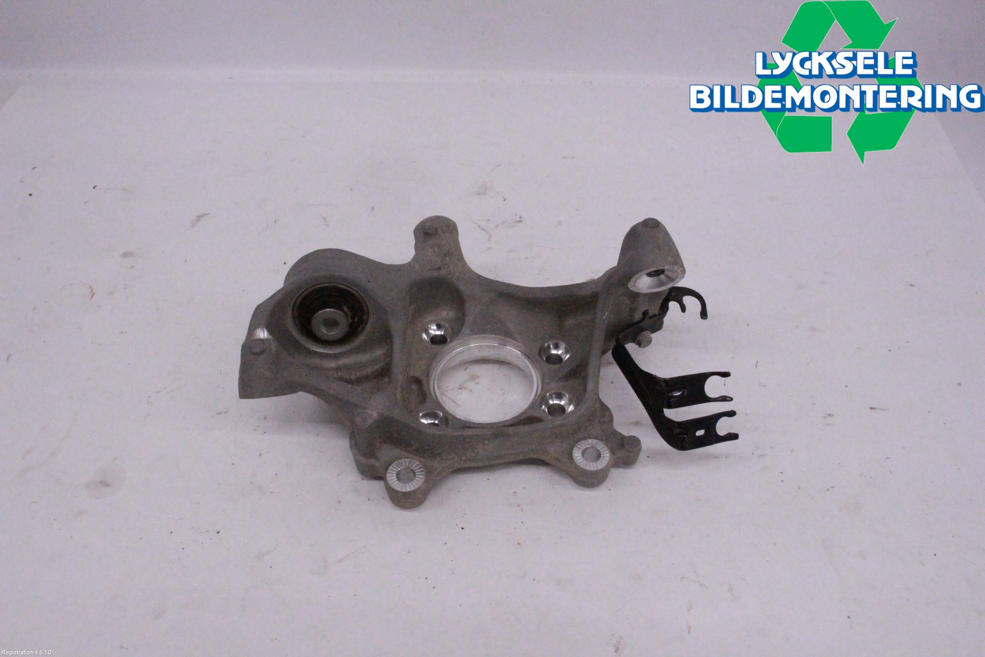 Audi A4/S4 B9 20- Hjullagerhus-Spindel Vä B