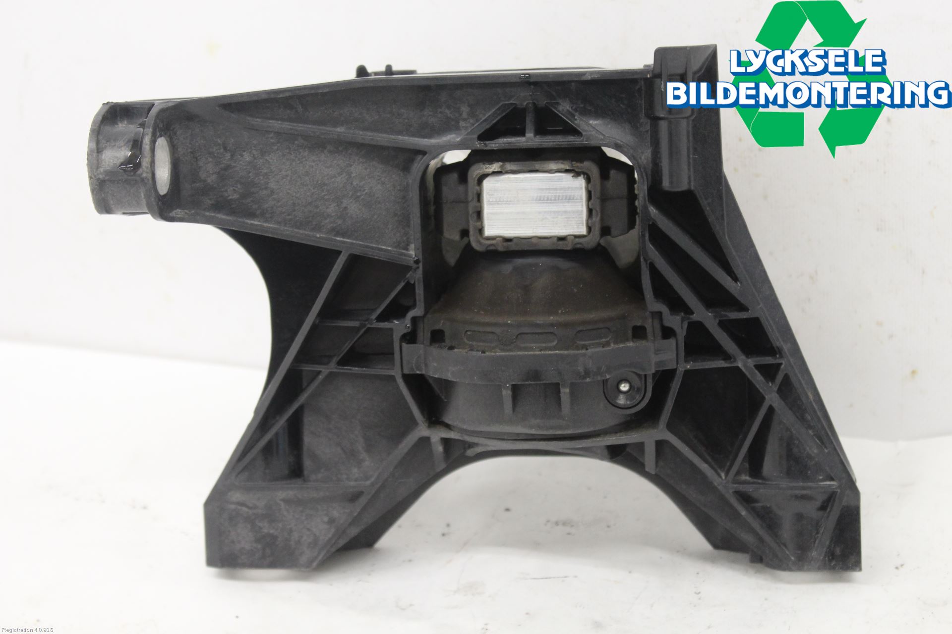 Peugeot 3008 17-24 Motorfäste