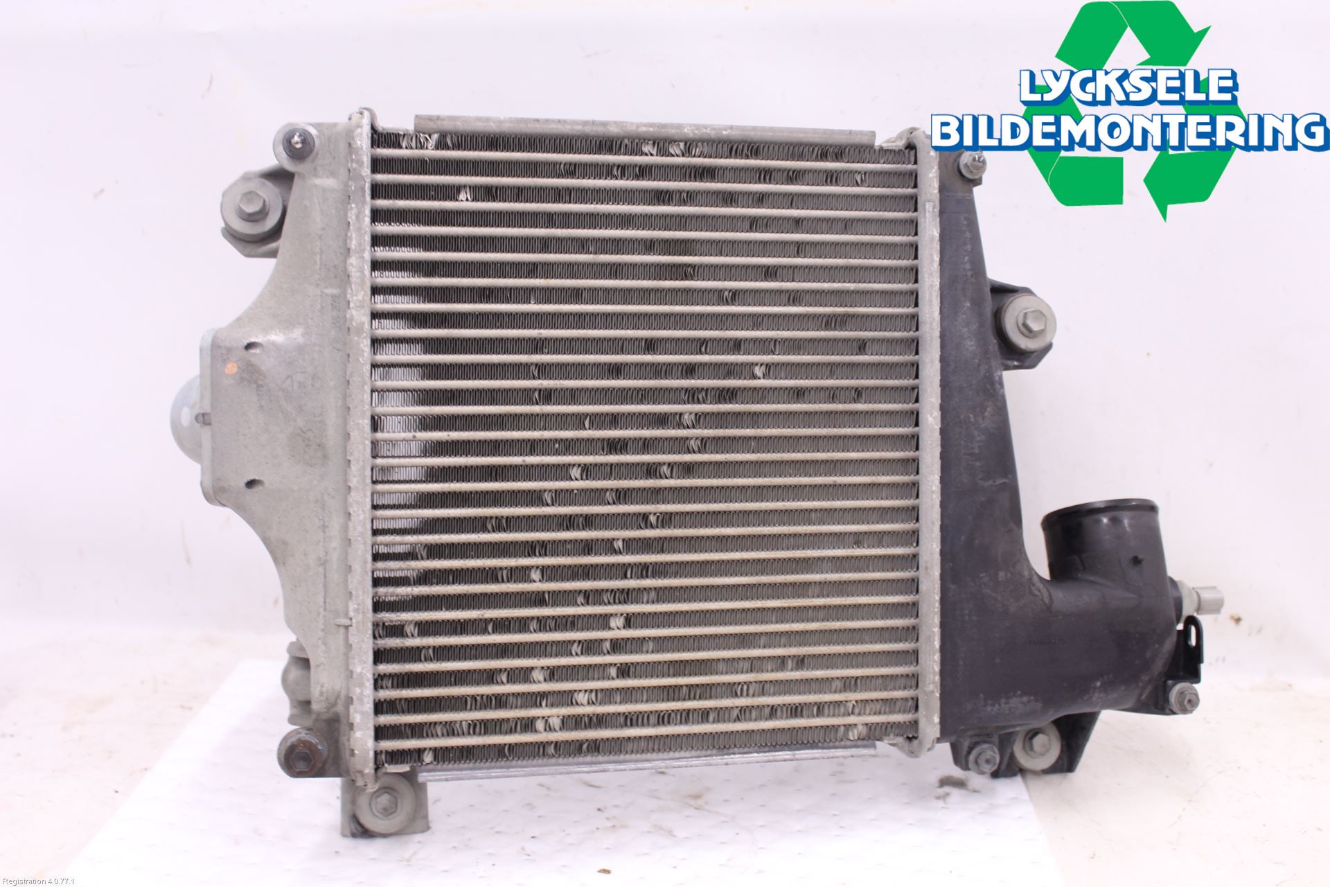 Toyota HILUX 05-16 Laddluft-Intercooler Kyl