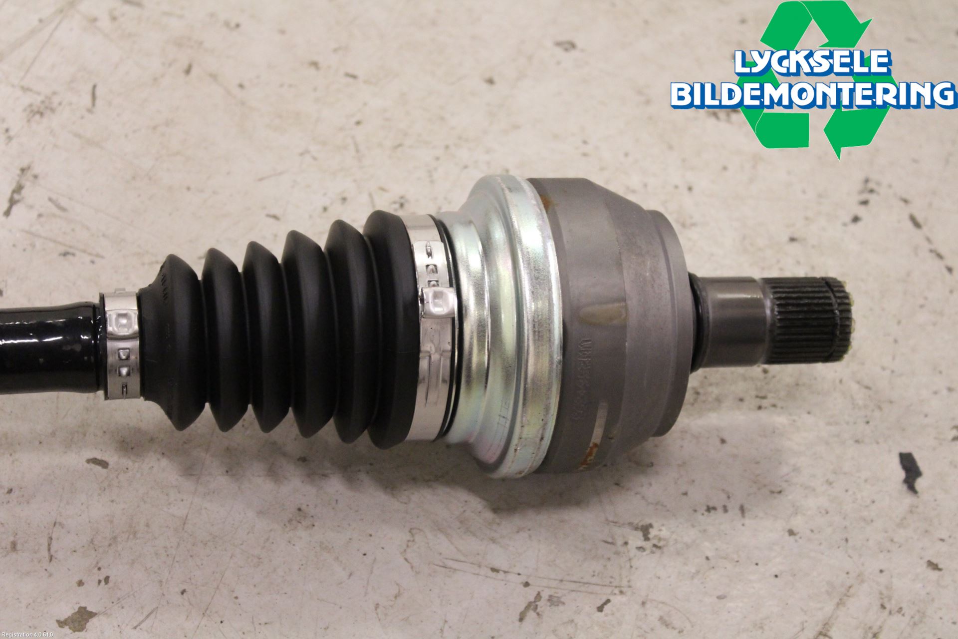Skoda KODIAQ 17-24 Drivaxel Fram Vänster