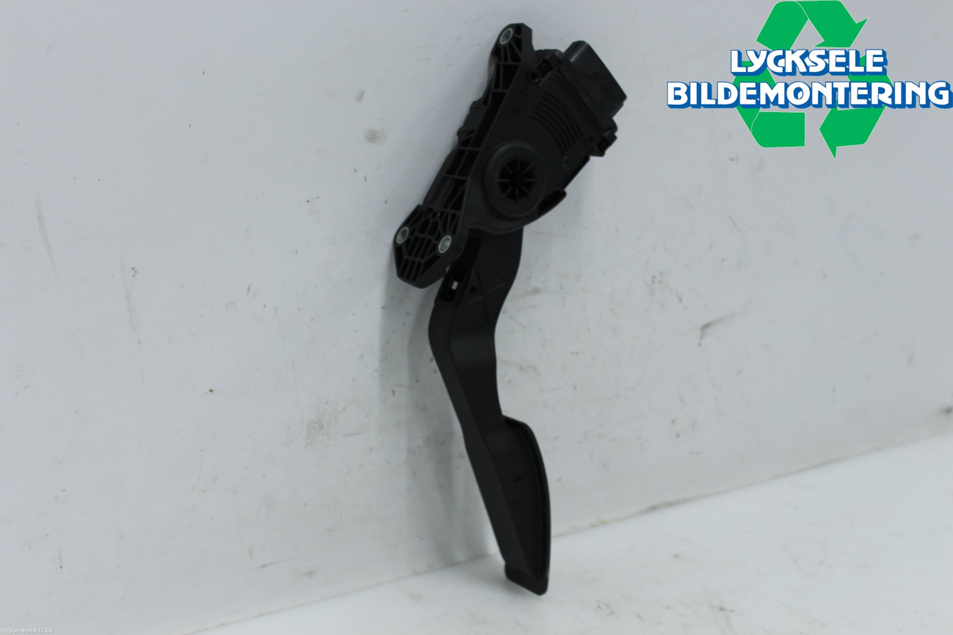 Suzuki SX4 S-CROSS 22- Gaspedal