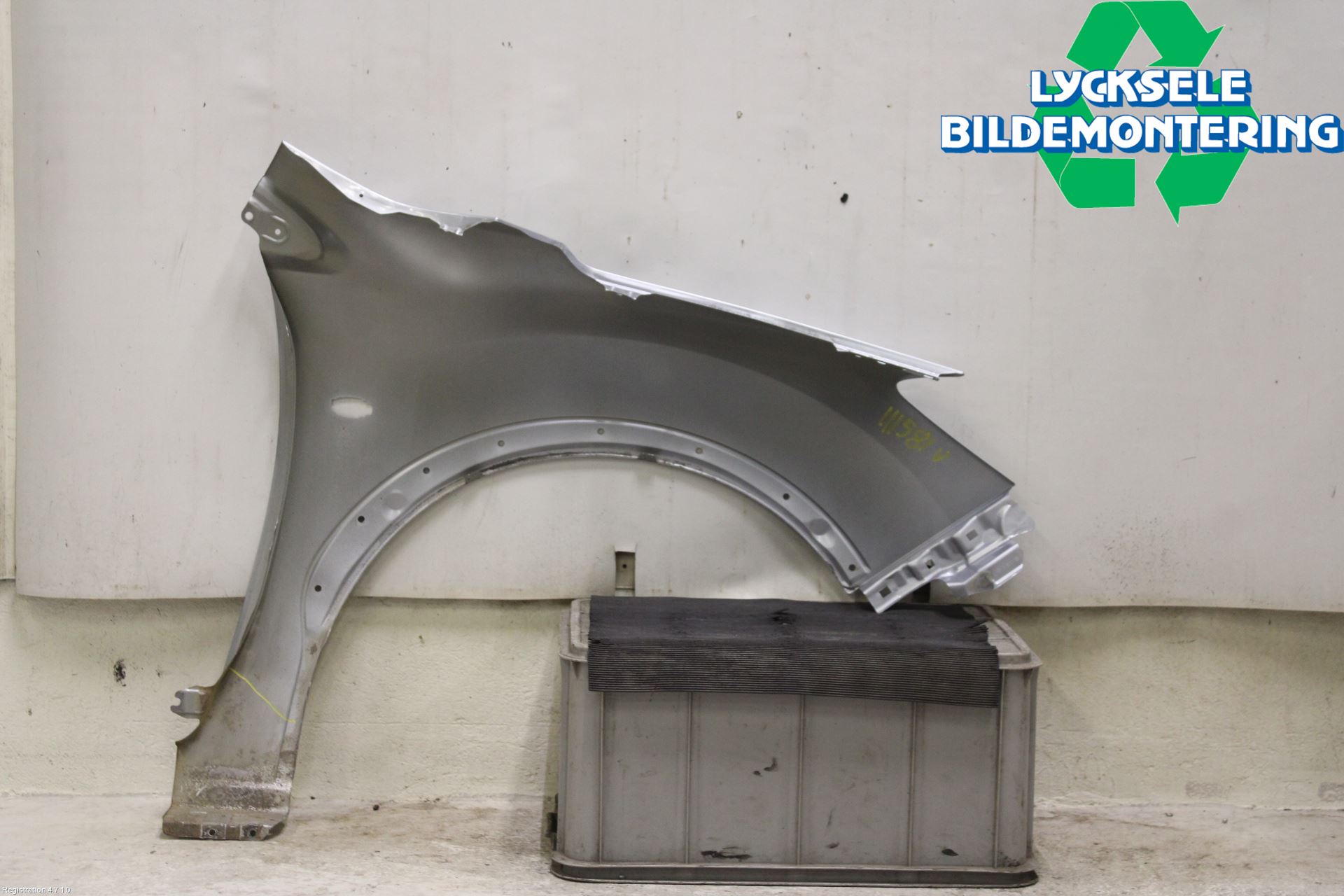 Subaru XV 12-17 Skärm Fram Vänster