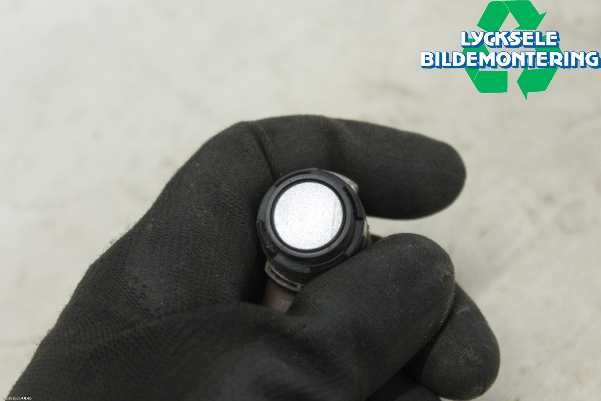 Volkswagen VW PASSAT 15-19 Parkeringshjälp Frontsensor