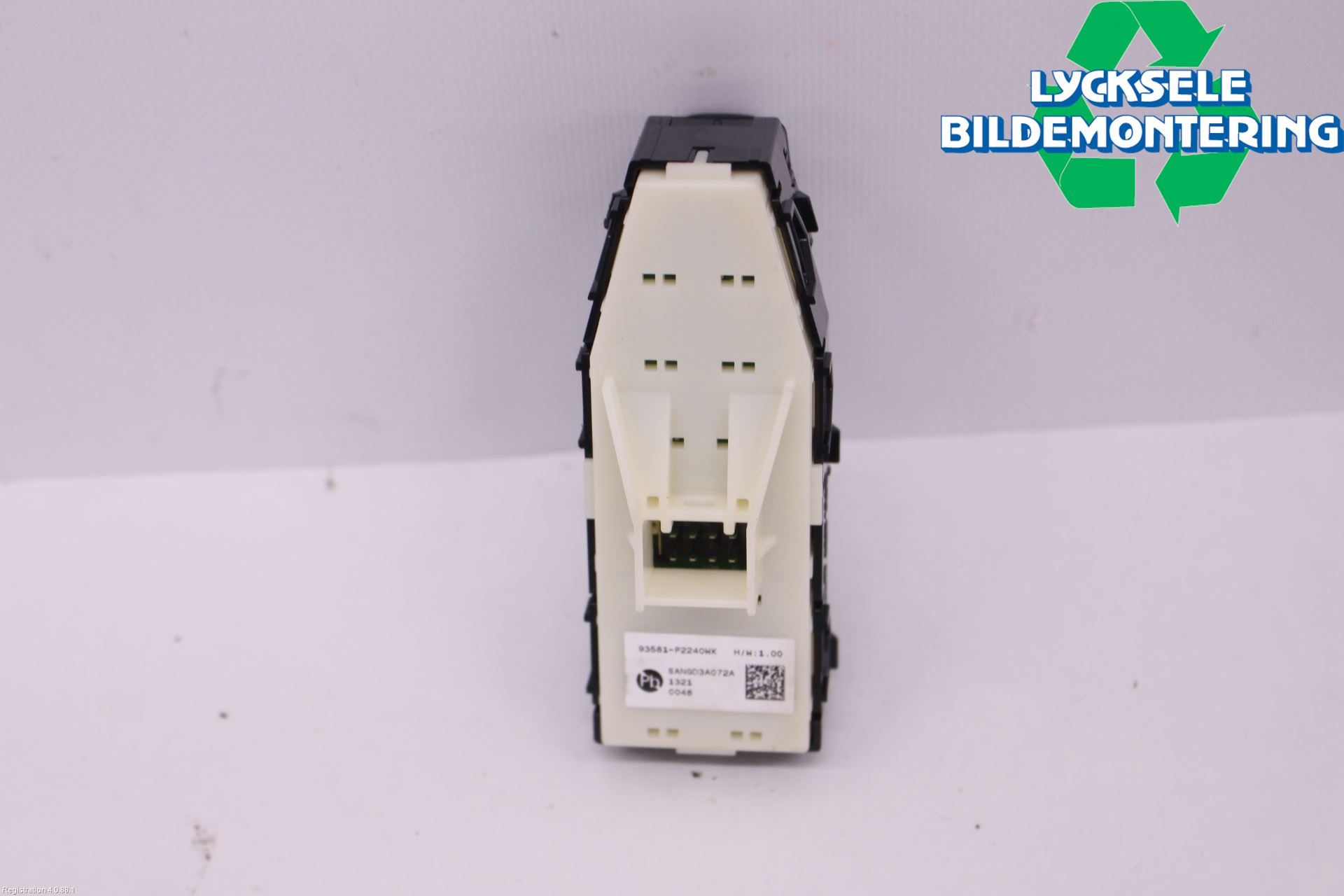 Kia SORENTO 21- Strömställare Elhiss