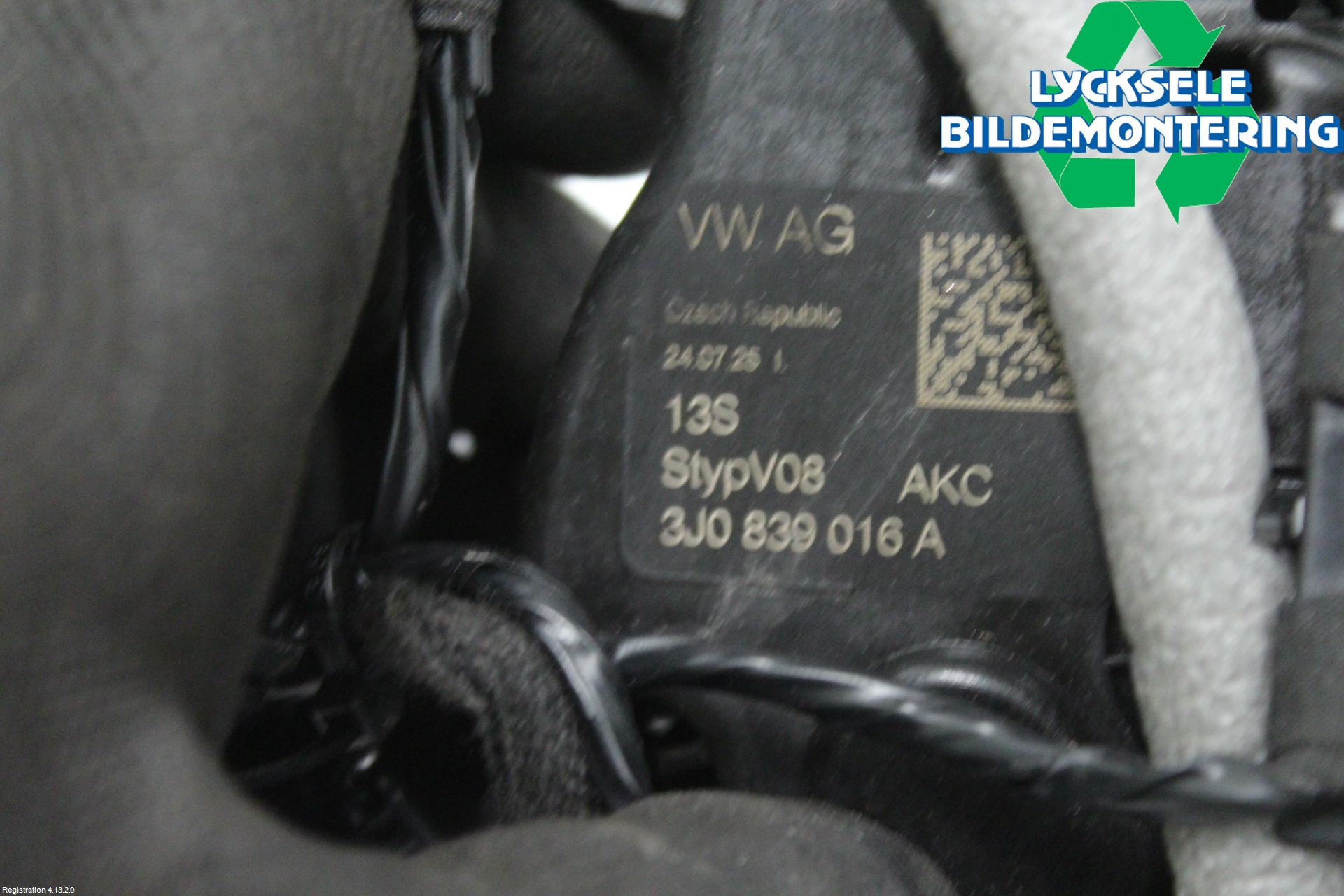 Volkswagen VW PASSAT 24- Låskista-Dörrlås